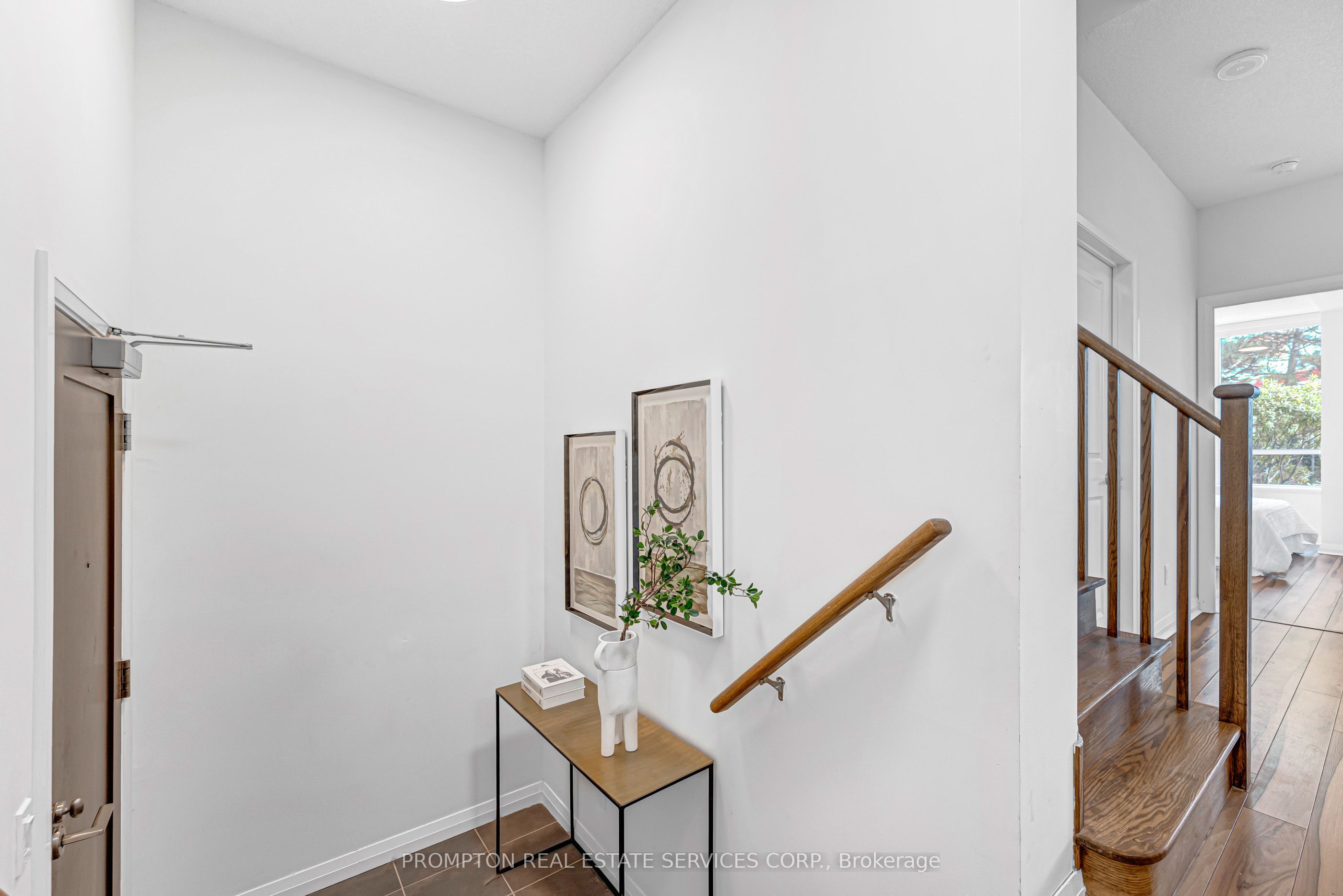 55 Eglinton Avenue W 108 Property Photo 14