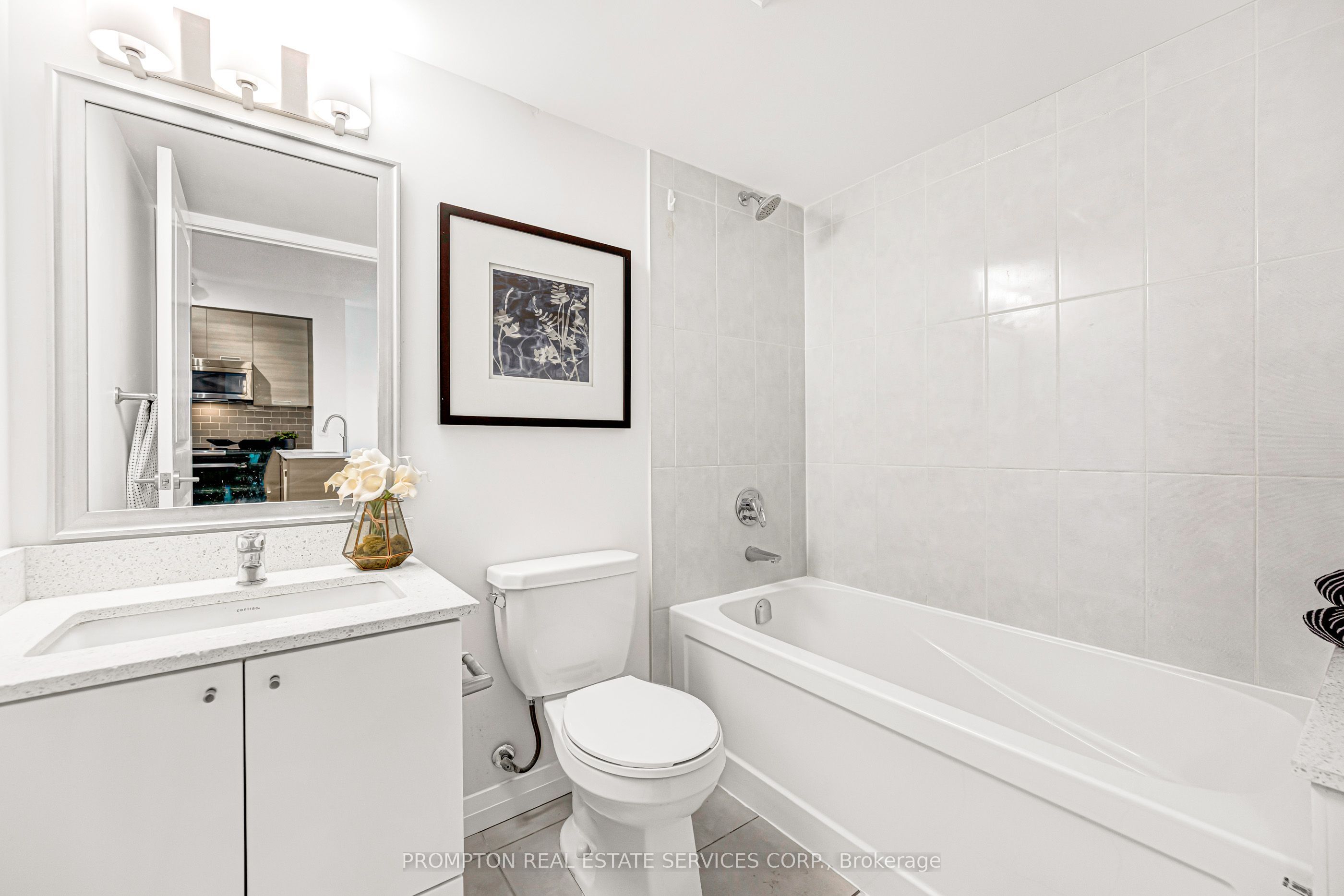 55 Eglinton Avenue W 108 Property Photo 17