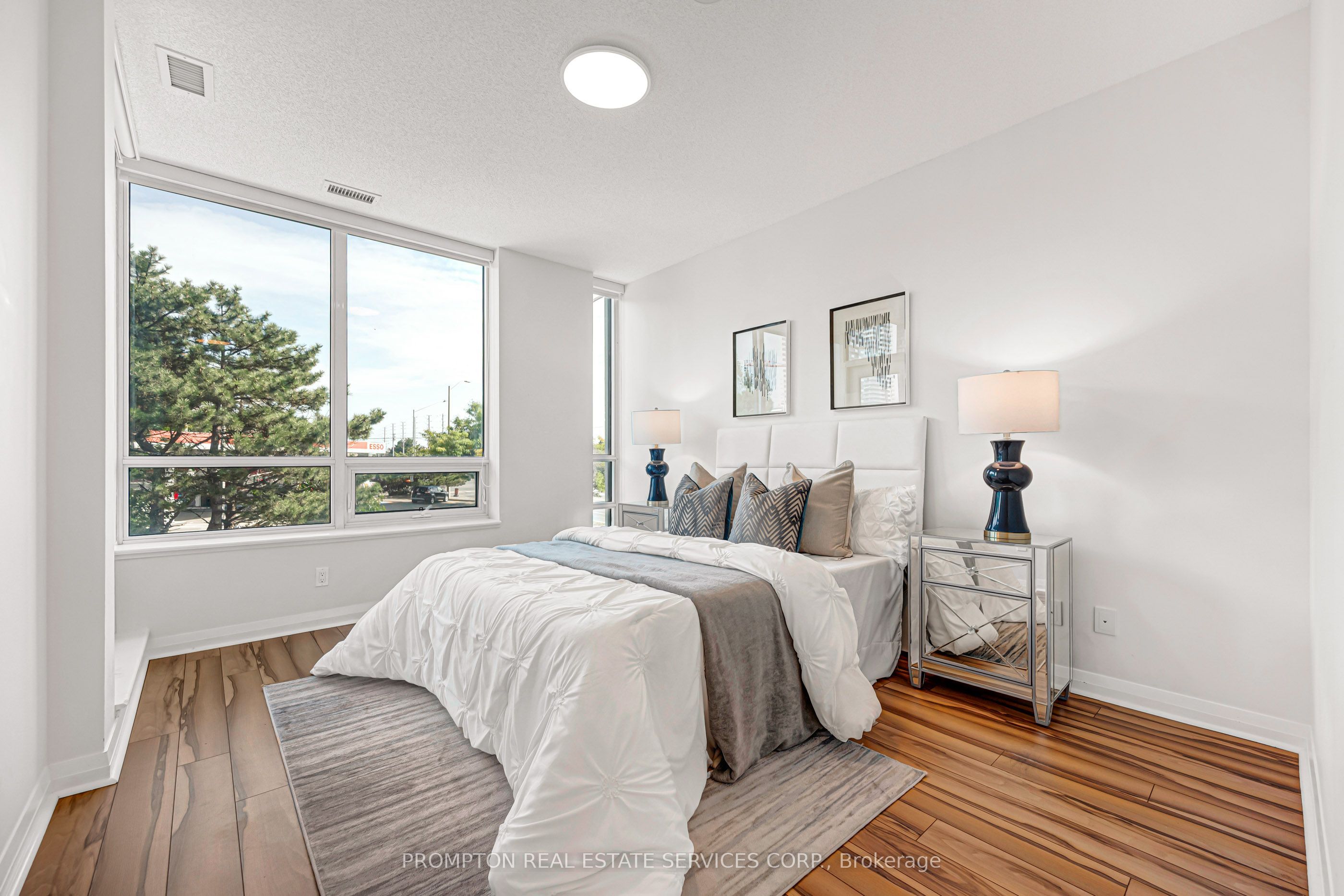 55 Eglinton Avenue W 108 Property Photo 18