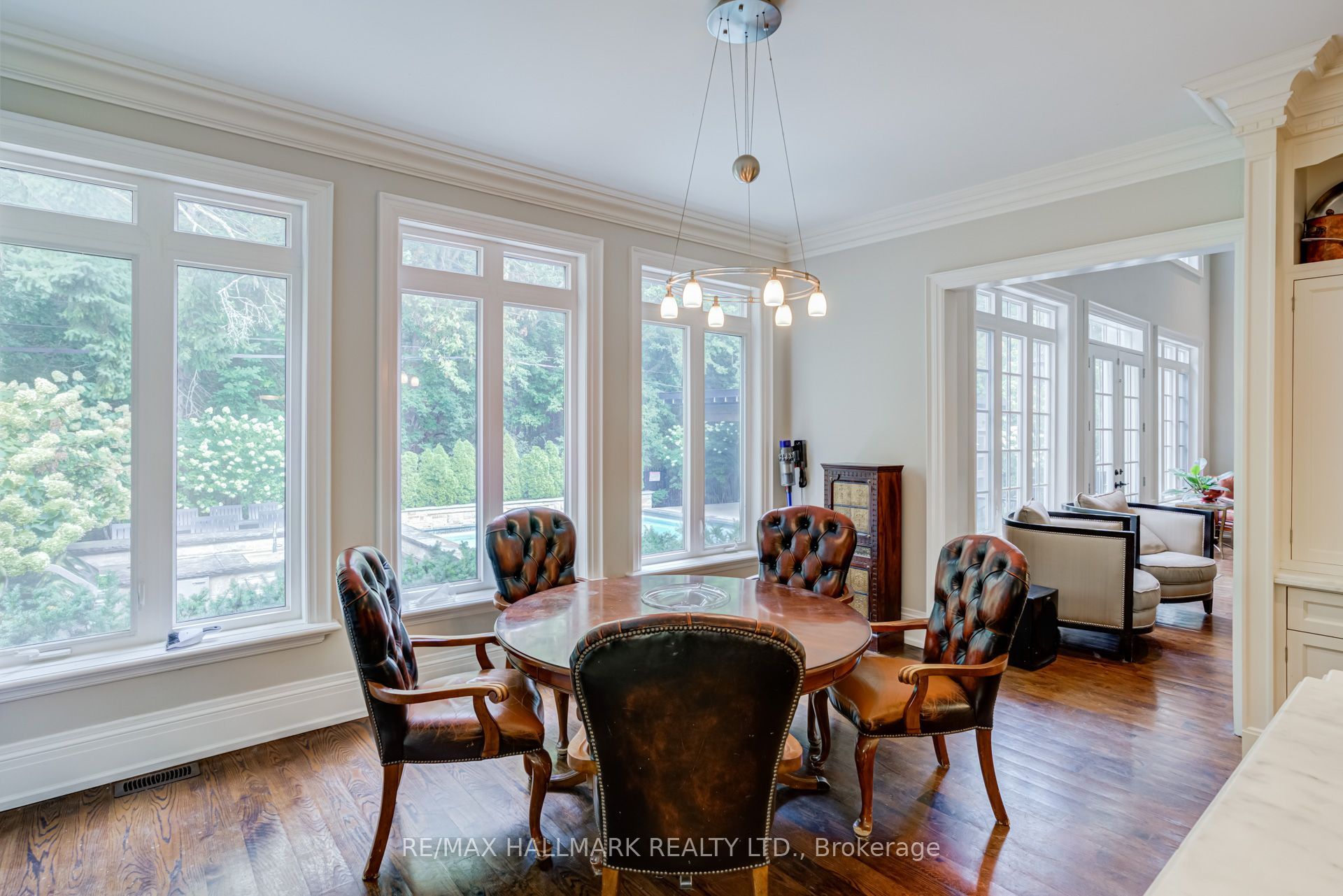 111 Woodhaven Park Drive Property Photo 15