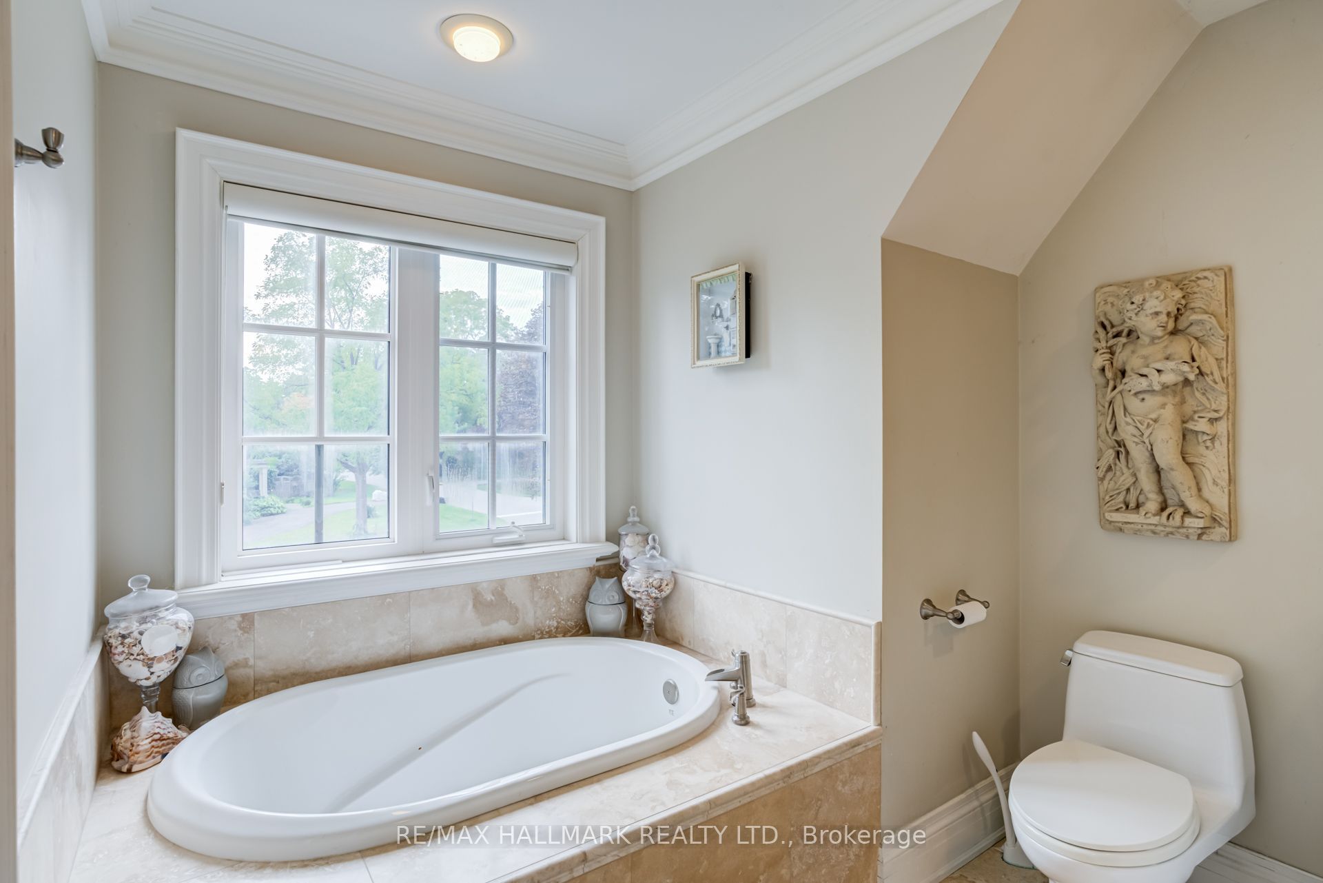 111 Woodhaven Park Drive Property Photo 27