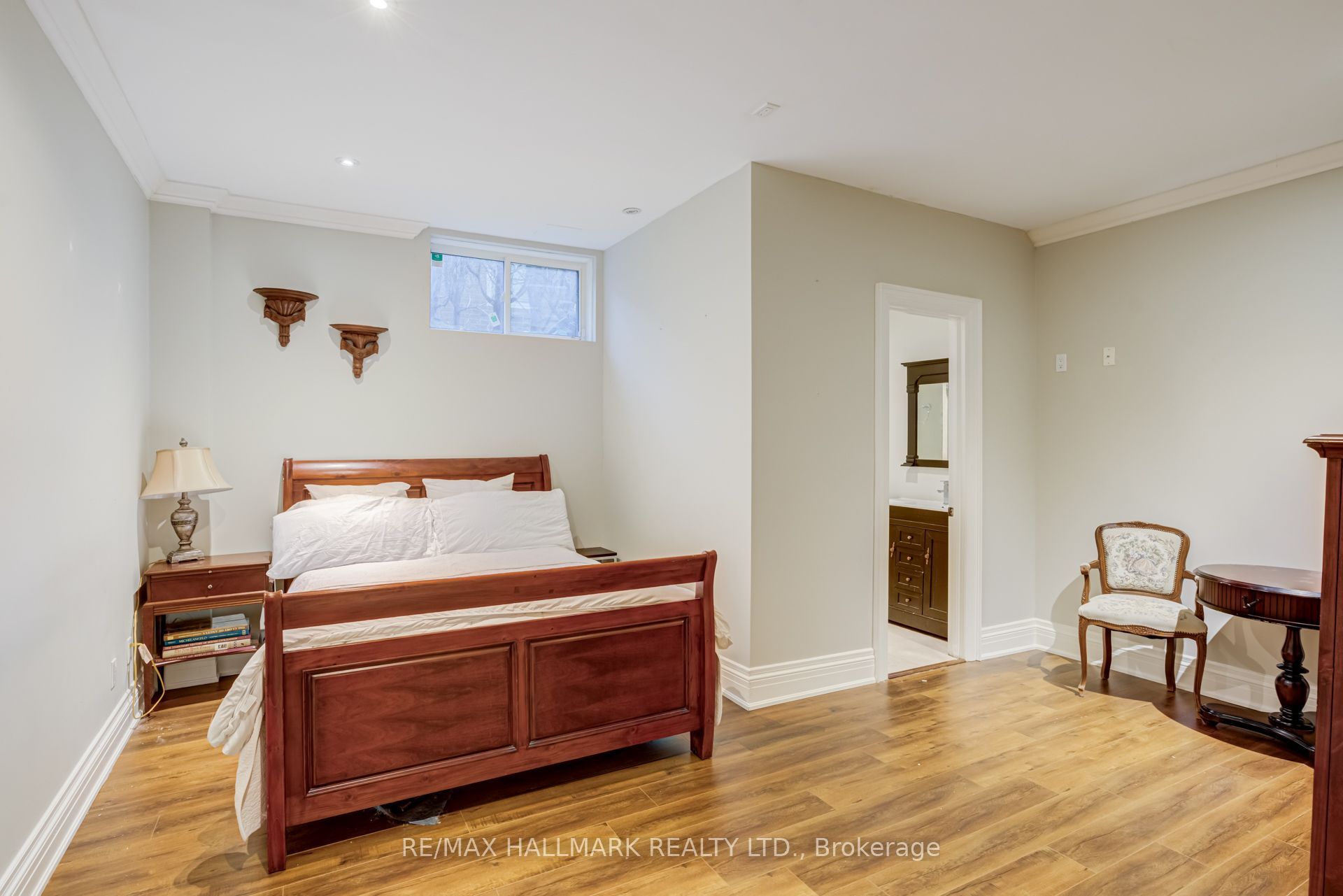 111 Woodhaven Park Drive Property Photo 36