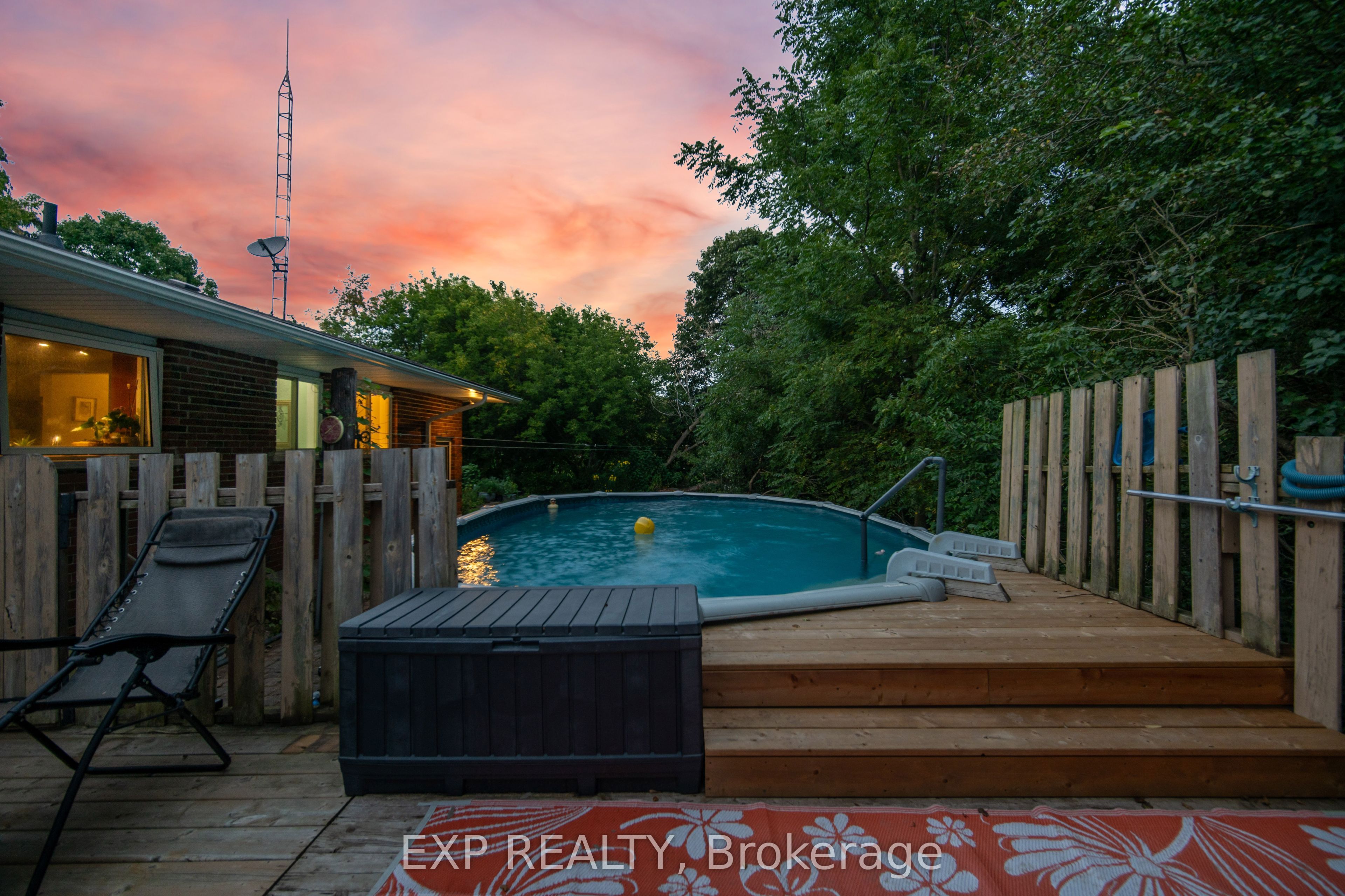 14367 Trafalgar Road N Property Photo 47