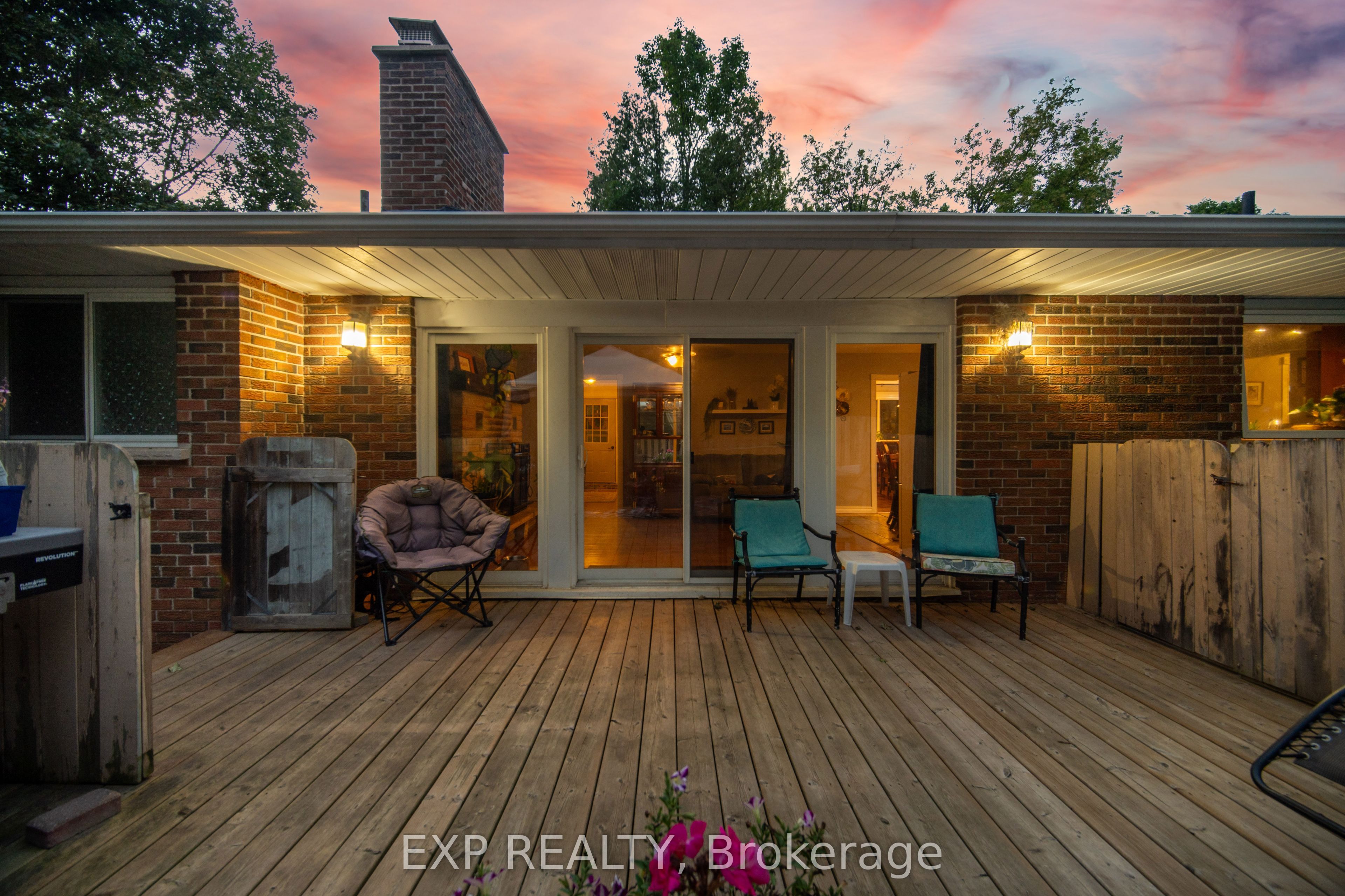 14367 Trafalgar Road N Property Photo 48