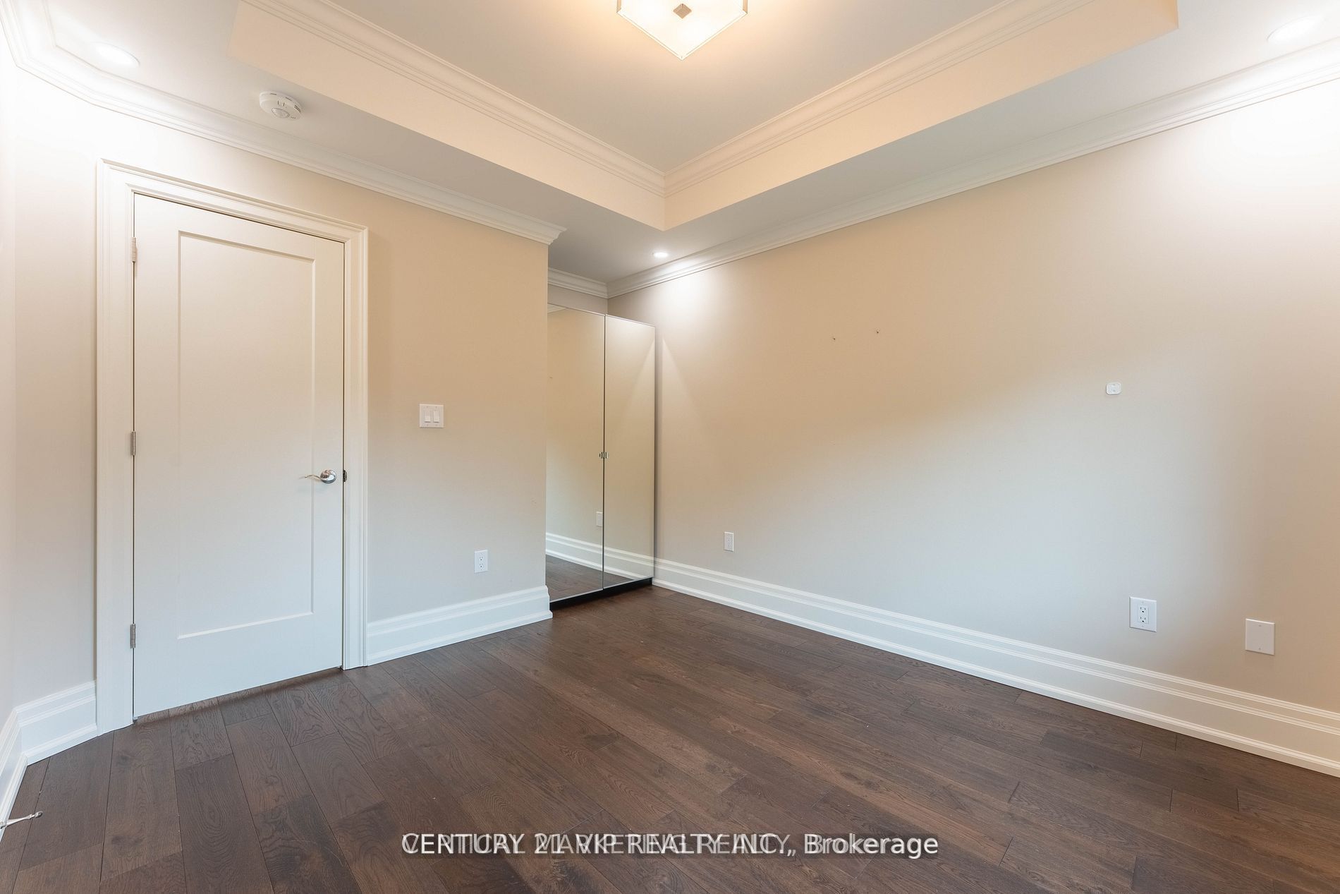 49 Roxaline Street Property Photo 10