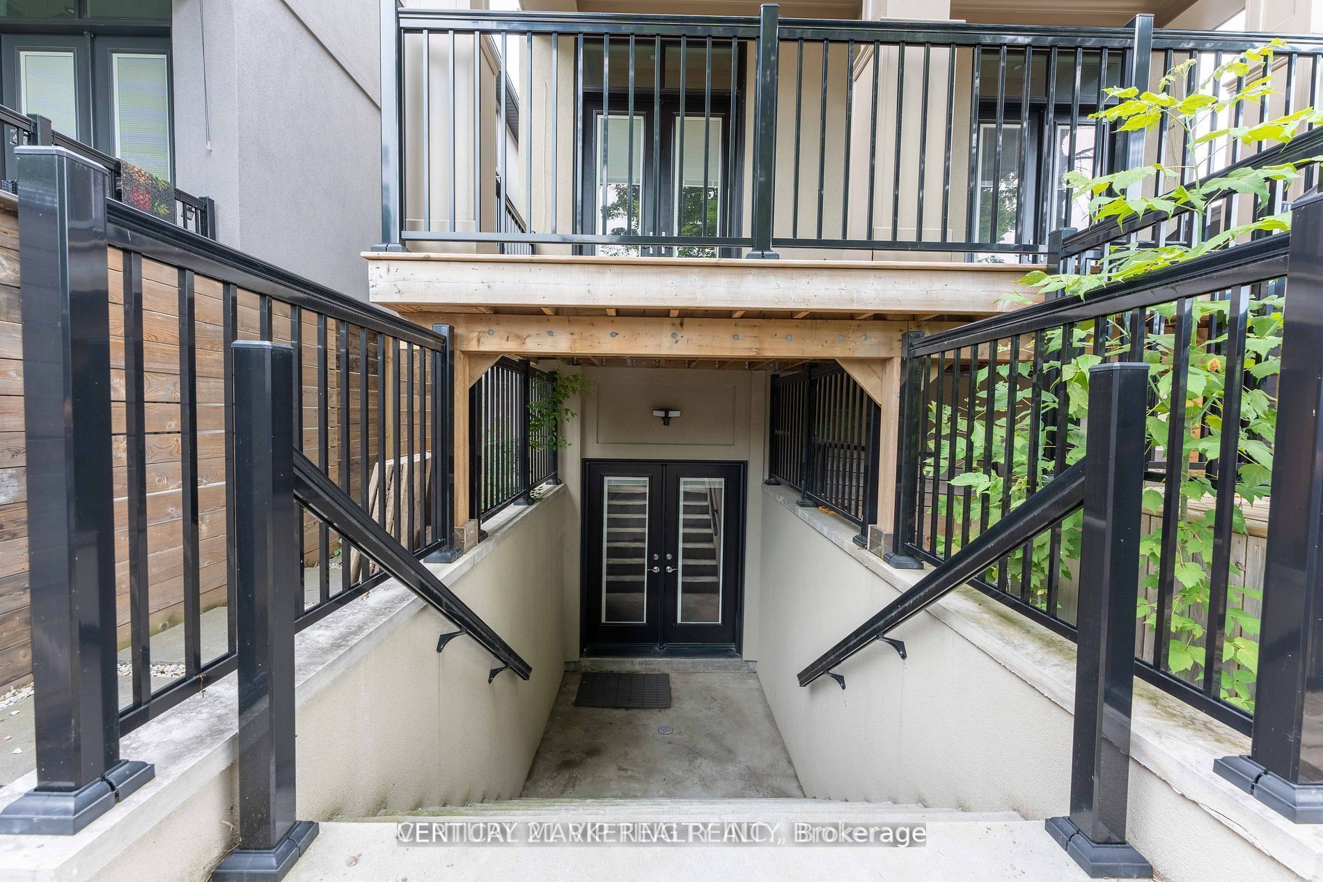 49 Roxaline Street Property Photo 16