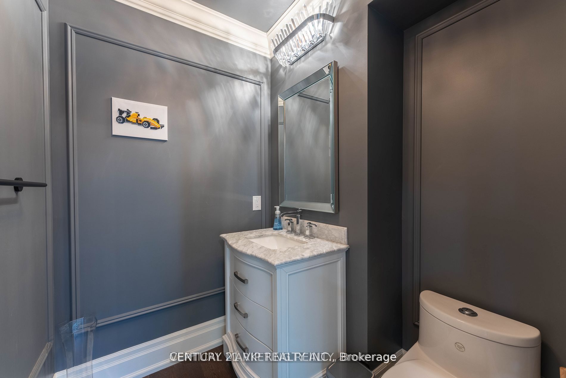 49 Roxaline Street Property Photo 18