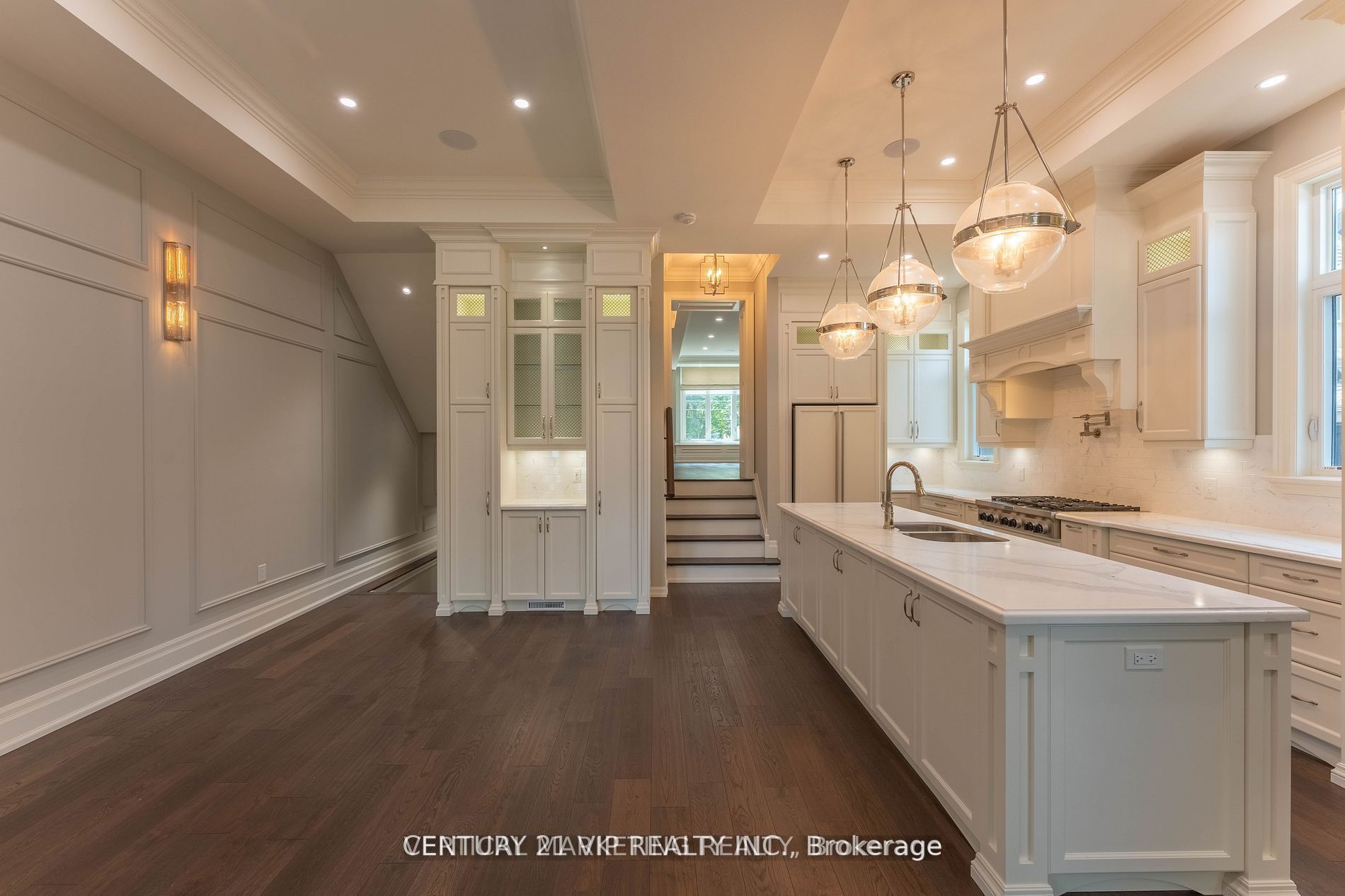 49 Roxaline Street Property Photo 19