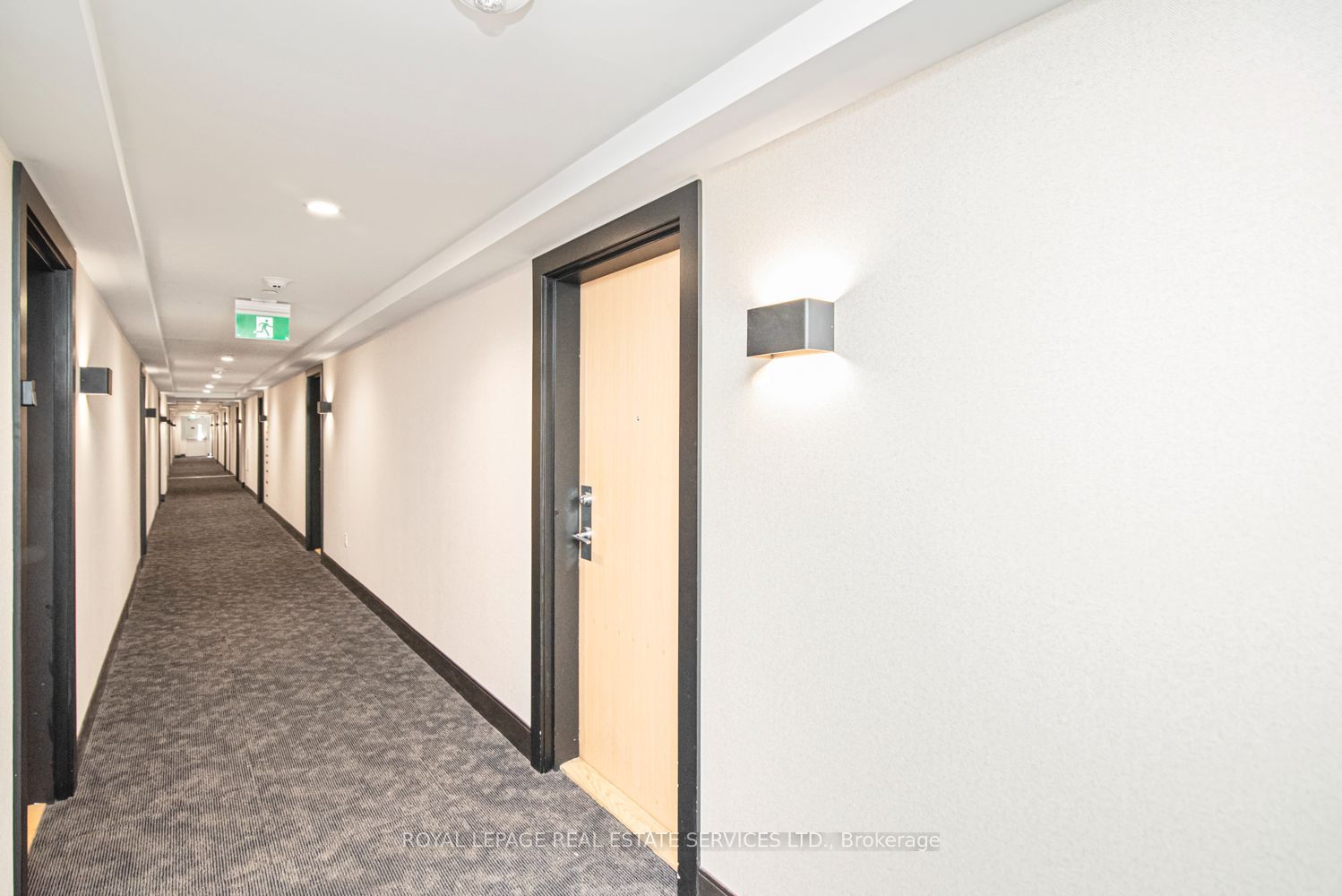 2530 Eglinton Avenue W 117 Property Photo 3