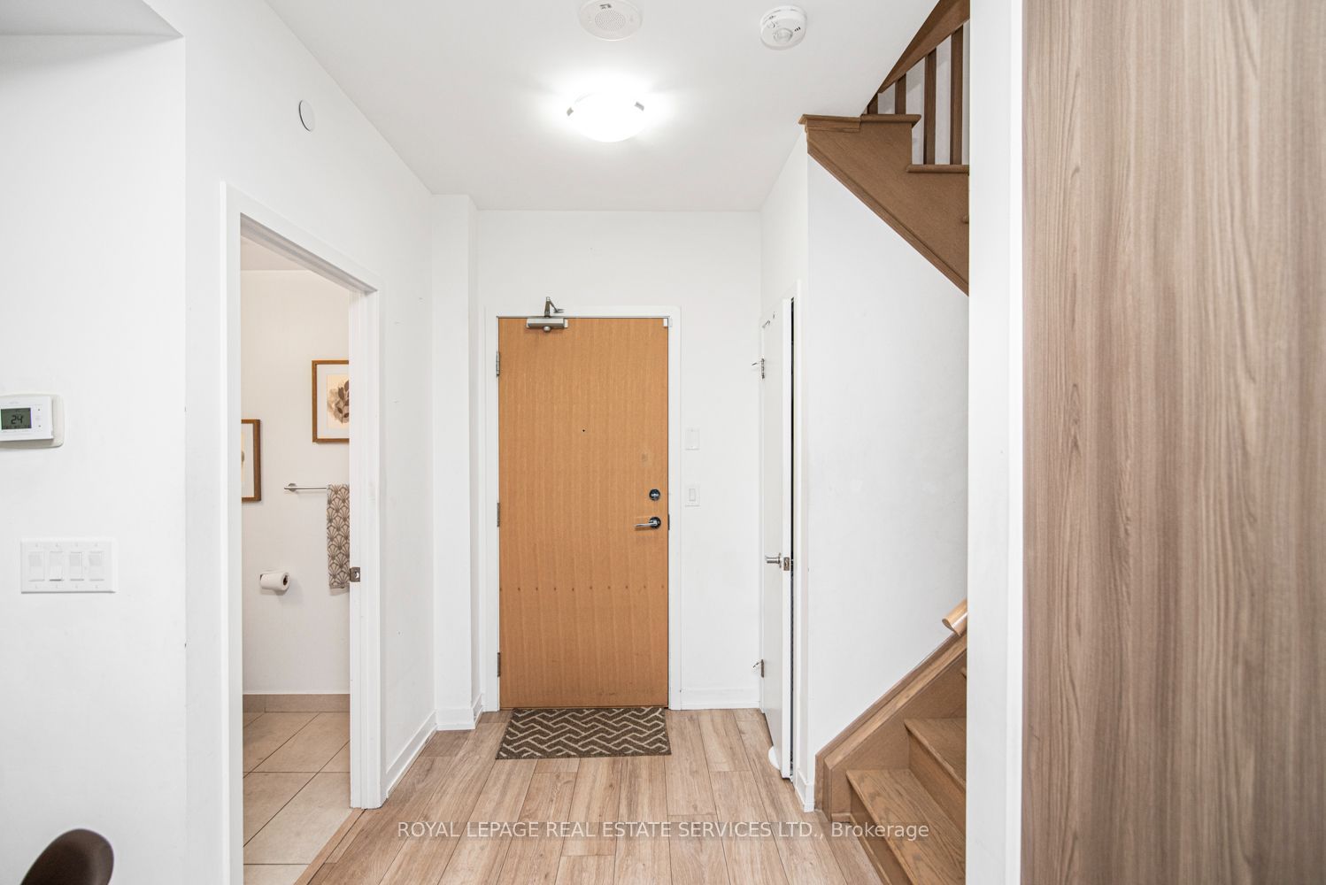 2530 Eglinton Avenue W 117 Property Photo 4