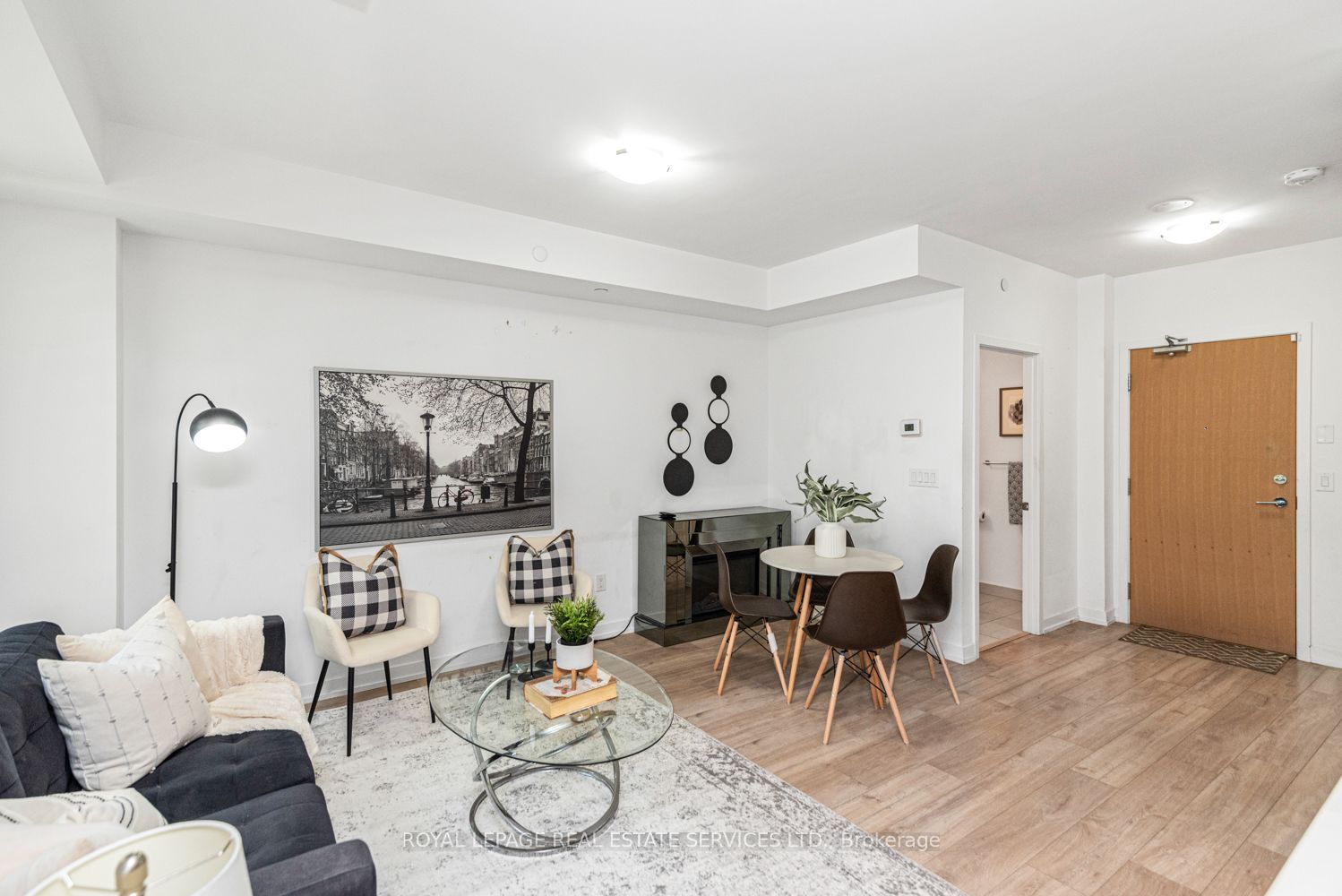 2530 Eglinton Avenue W 117 Property Photo 7