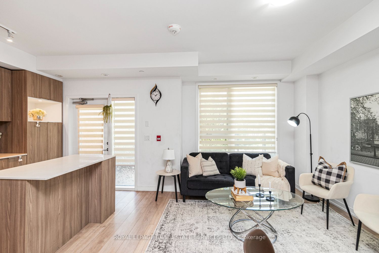 2530 Eglinton Avenue W 117 Property Photo 8