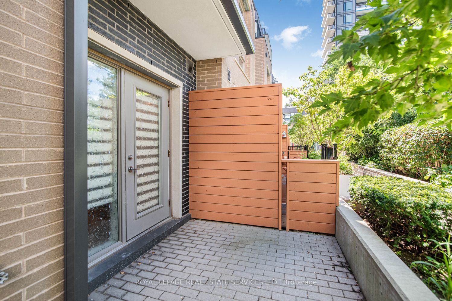 2530 Eglinton Avenue W 117 Property Photo 13
