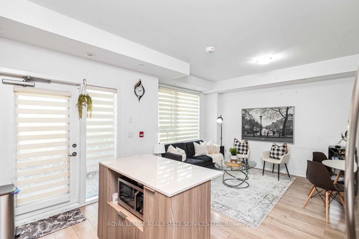 2530 Eglinton Avenue W 117 Property Photo 15