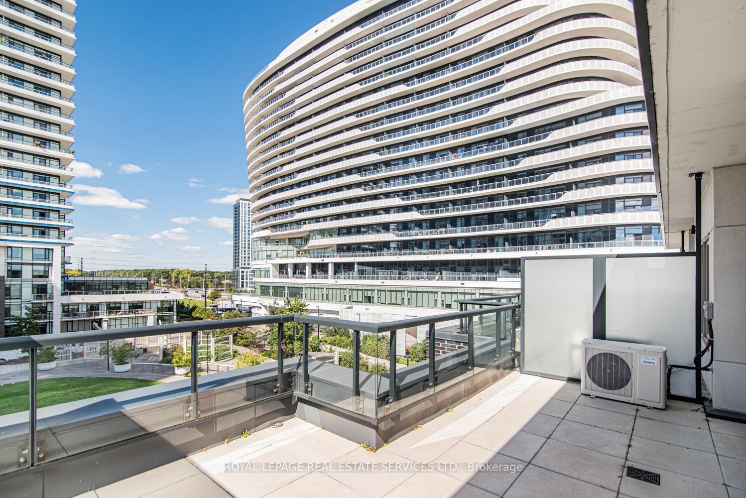 2530 Eglinton Avenue W 117 Property Photo 42