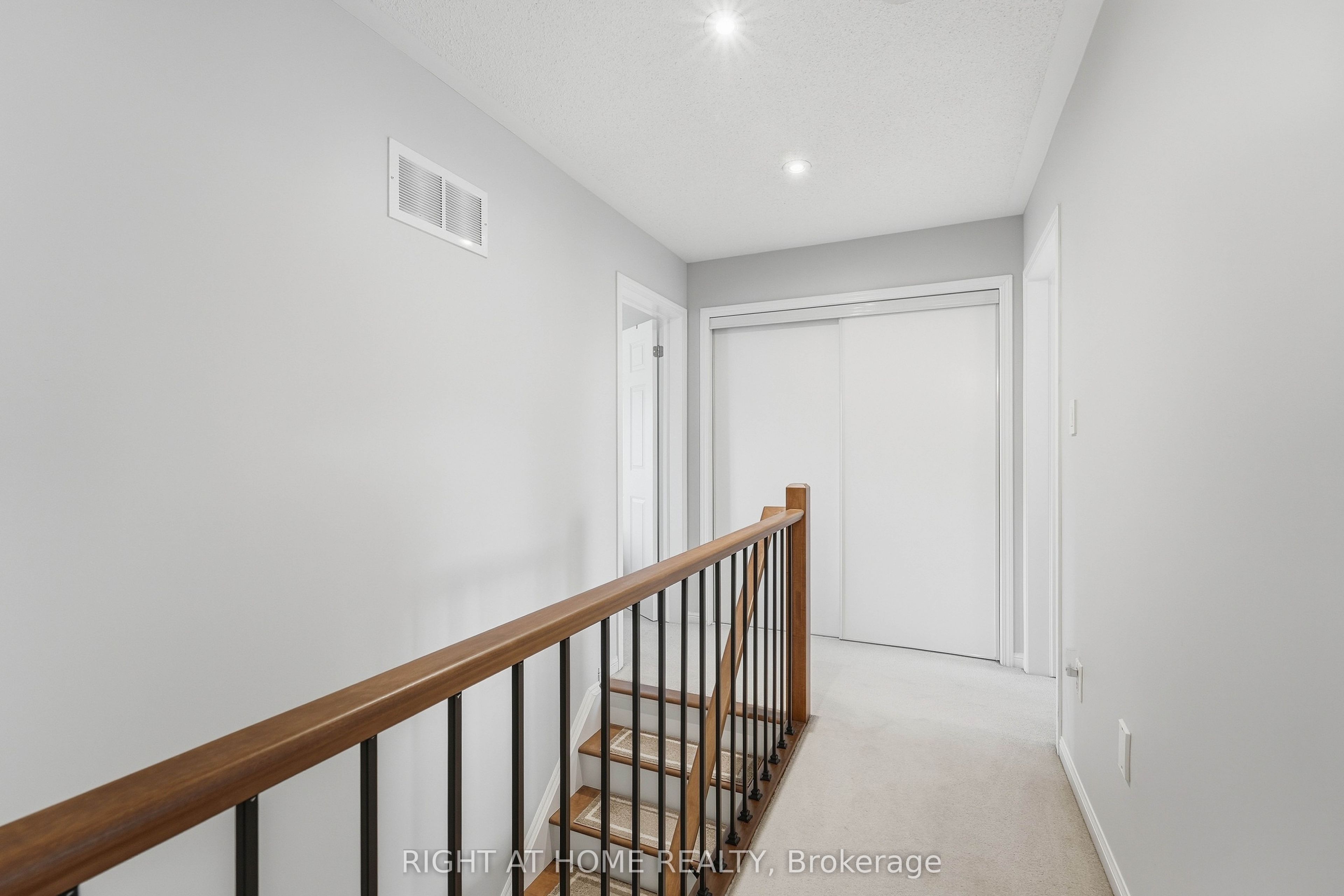 888 Jempson Path Property Photo 25