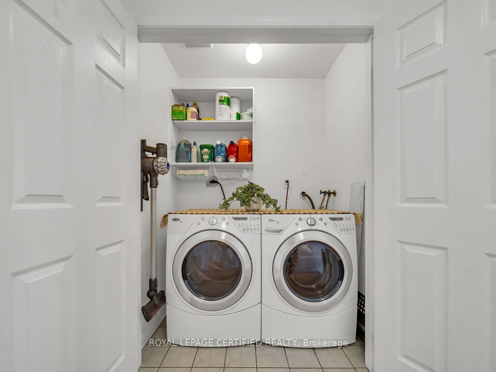 834 Fourth Line Property Photo 17