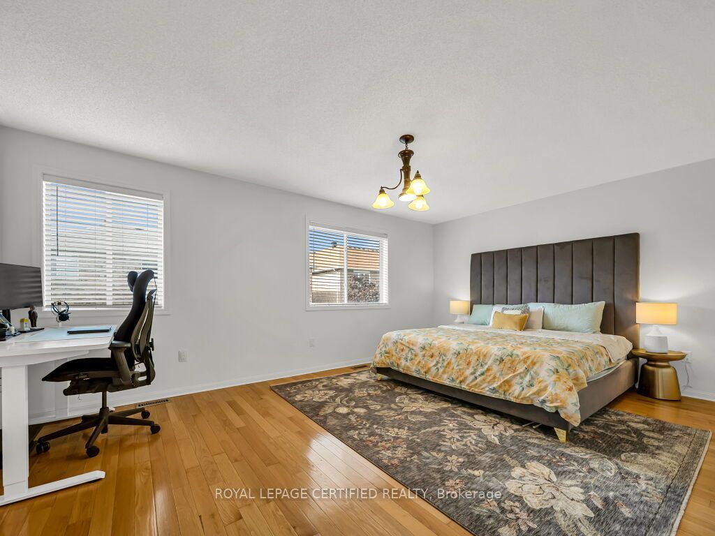 834 Fourth Line Property Photo 18