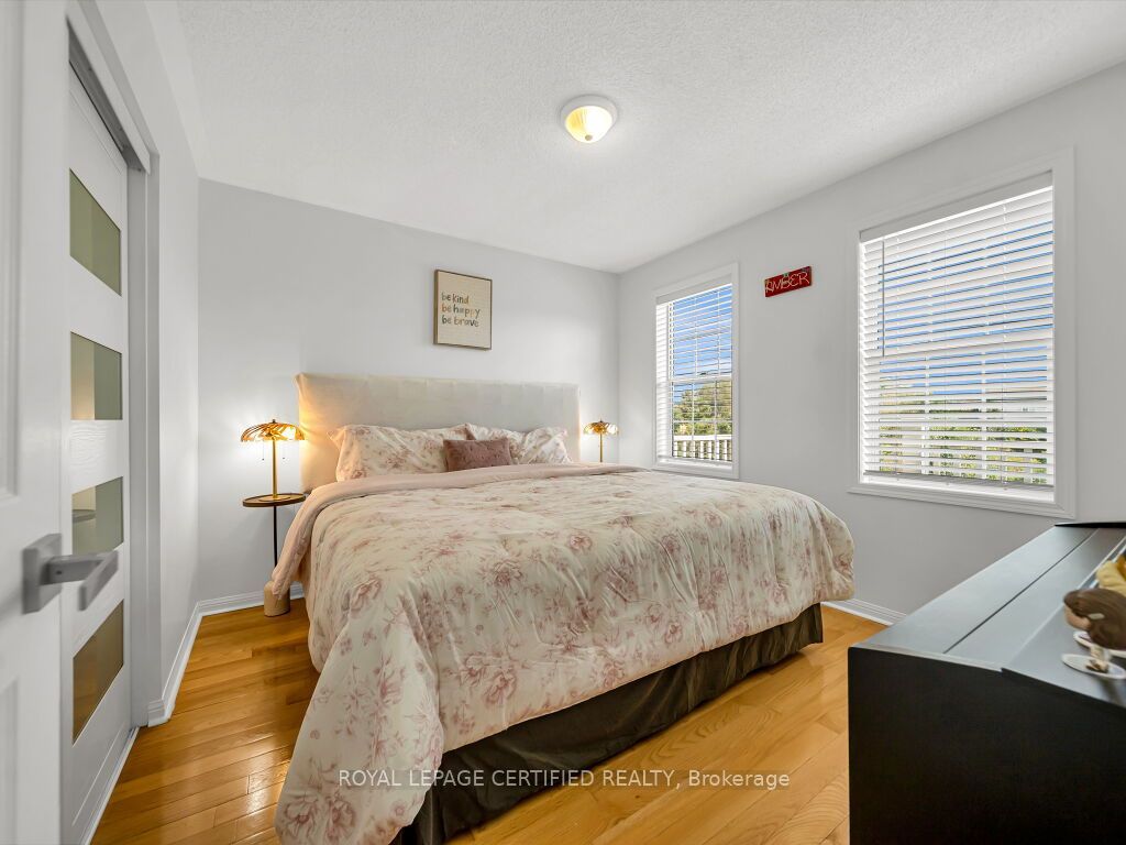 834 Fourth Line Property Photo 22