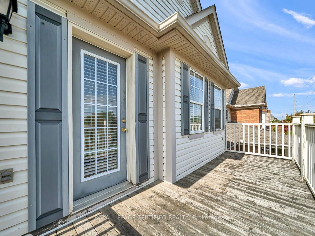 834 Fourth Line Property Photo 26