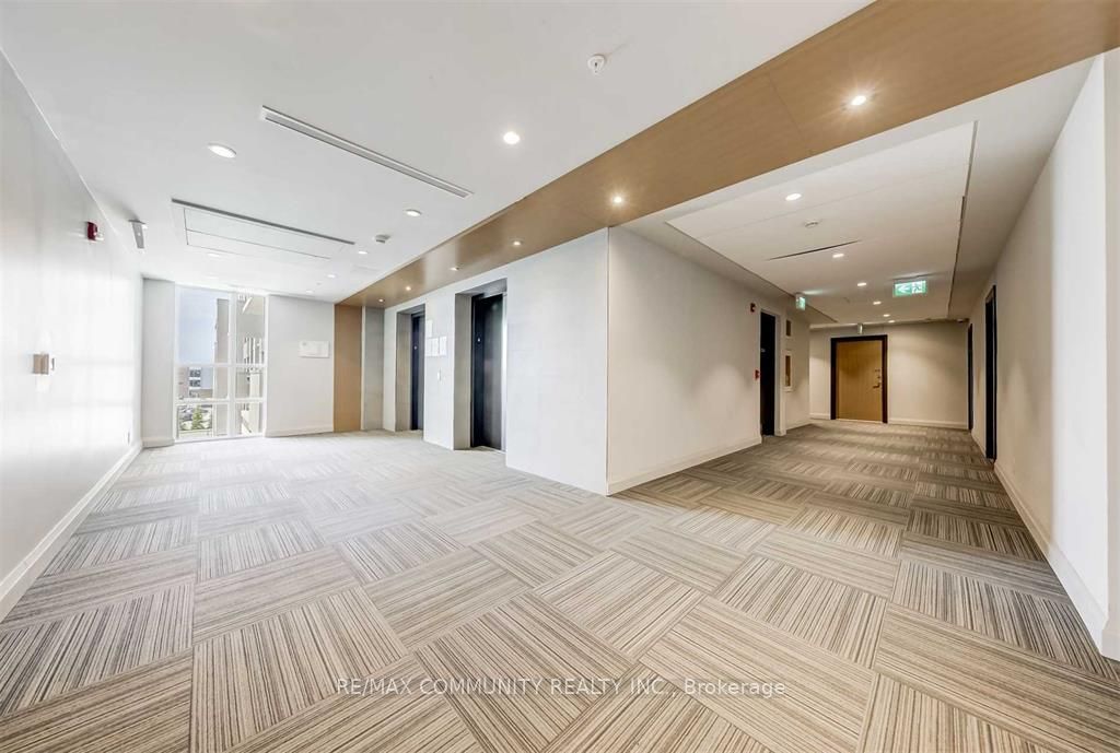 1105 Leger Way 405 Property Photo 24