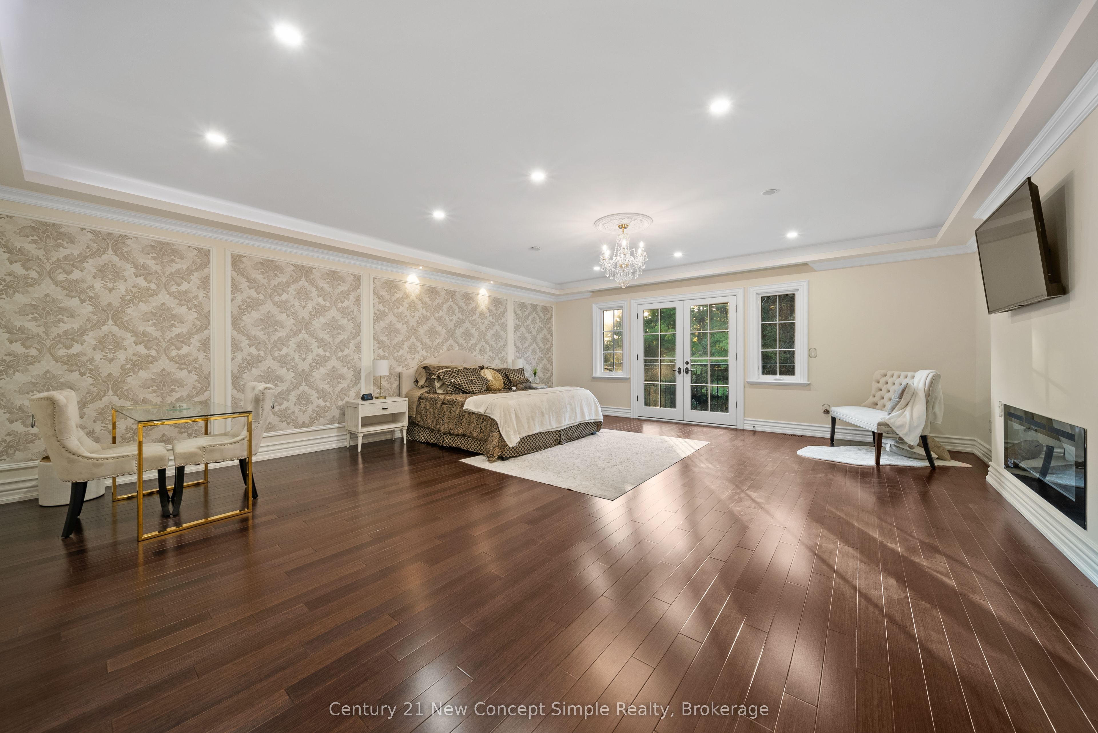 2637 Bluffs Way Property Photo 35