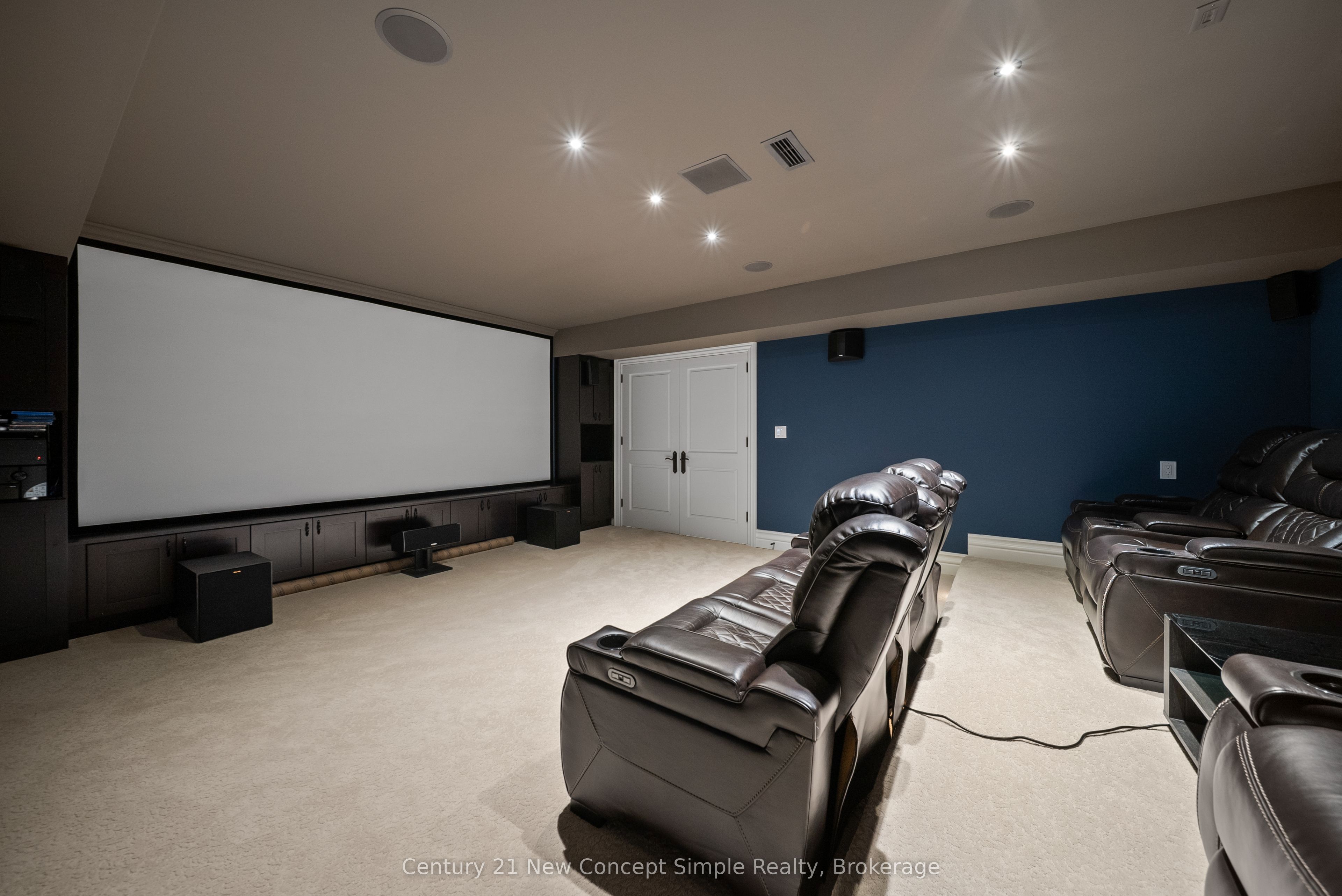 2637 Bluffs Way Property Photo 42