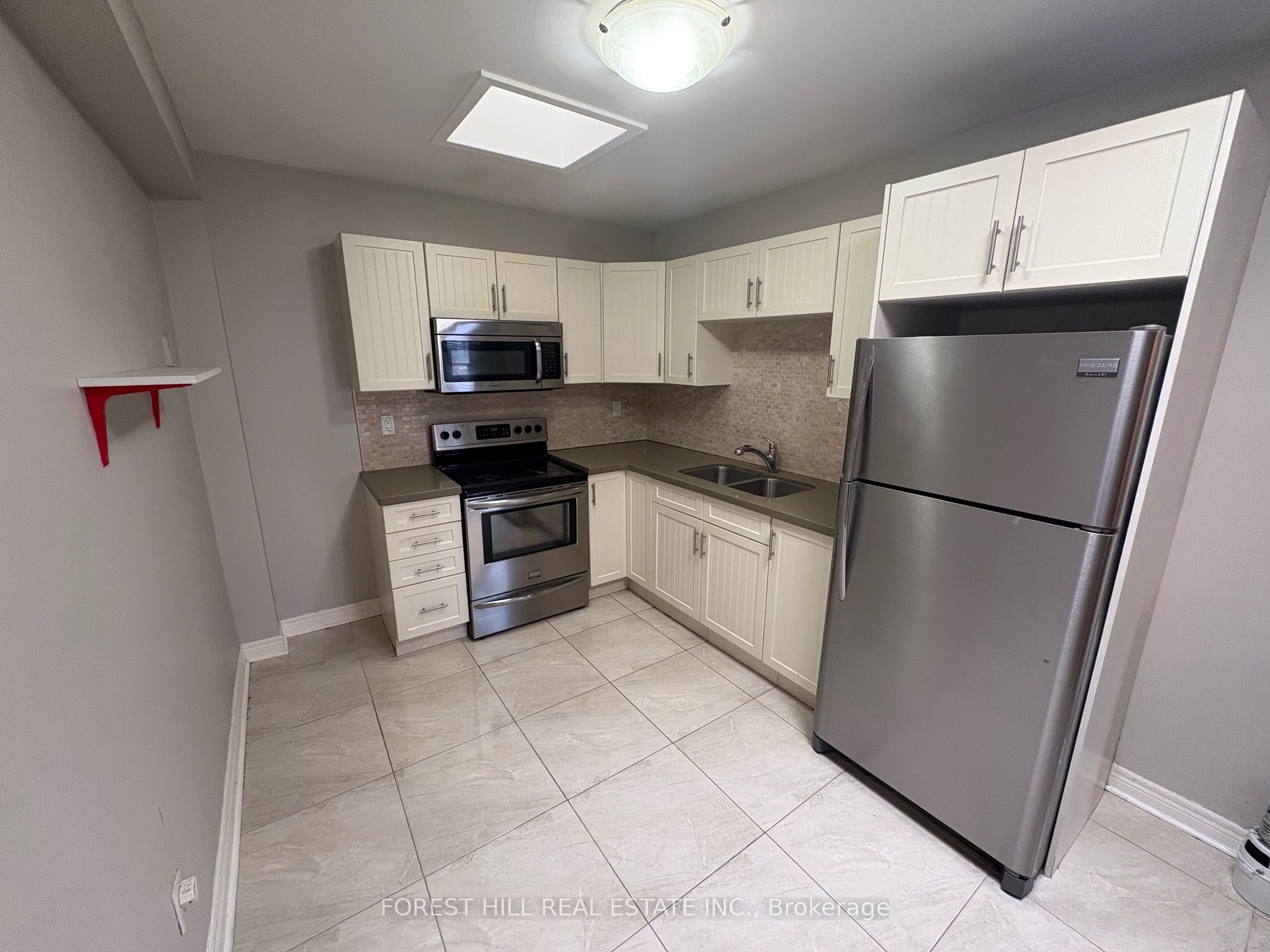 341 Lakeshore Road E 2 Property Photo 1