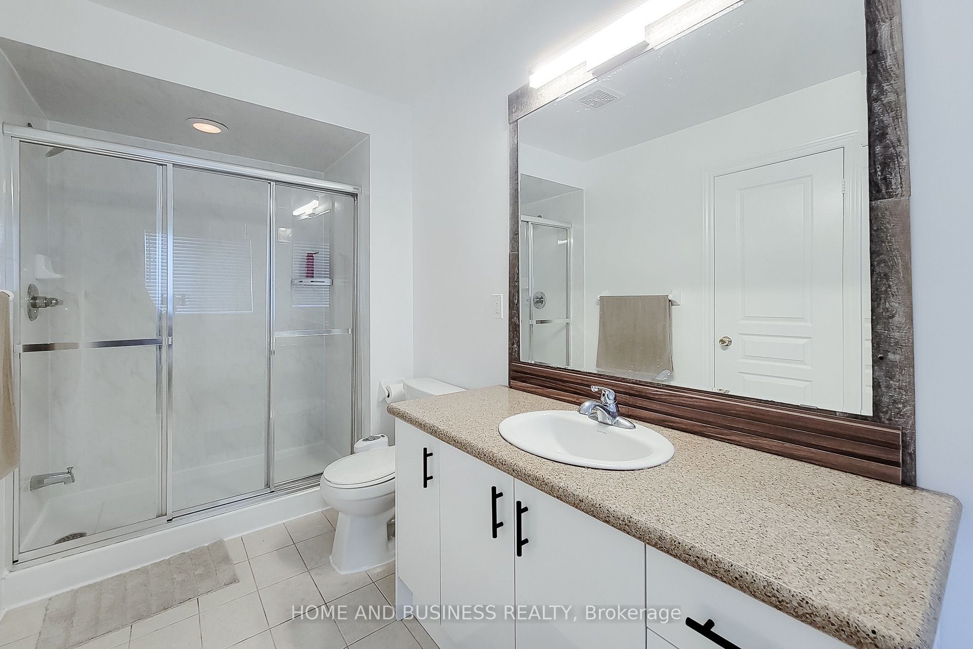 5532 Meadowcrest Avenue Property Photo 20