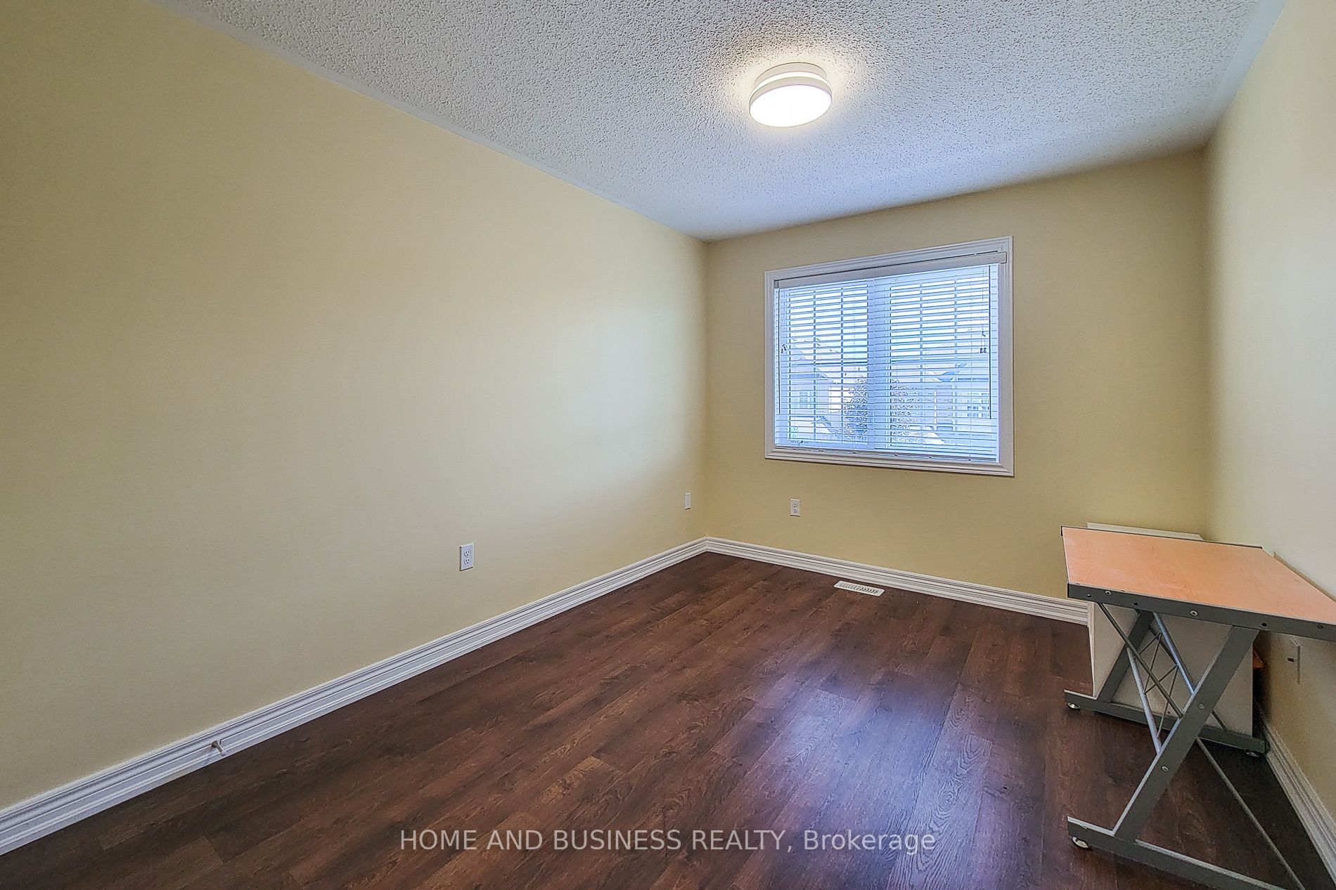 5532 Meadowcrest Avenue Property Photo 22