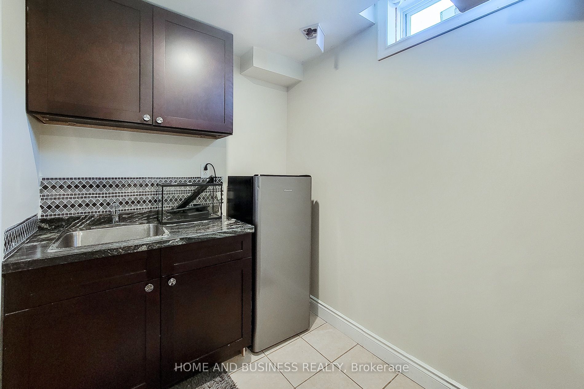 5532 Meadowcrest Avenue Property Photo 30