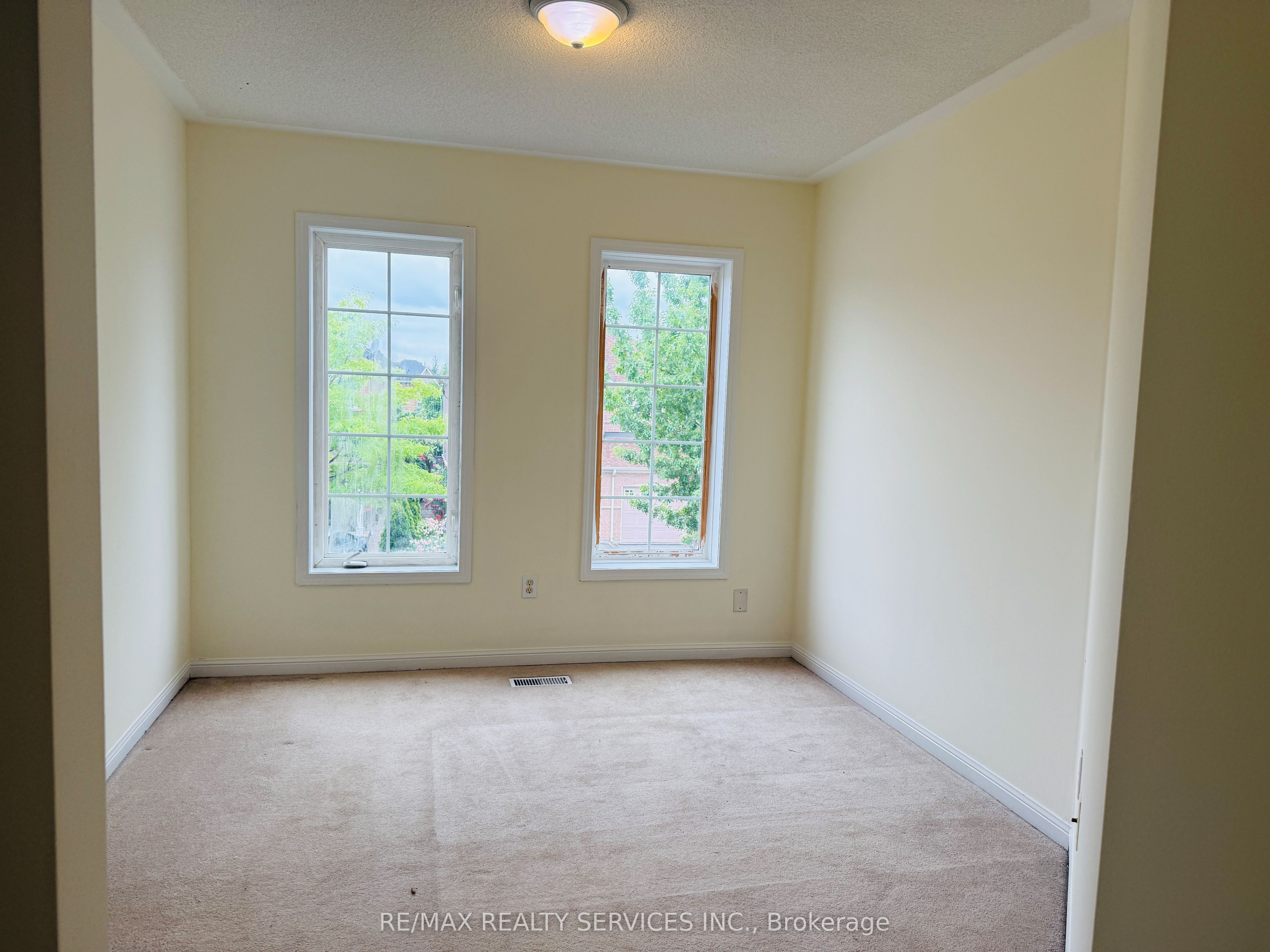 1134 Houston Drive Property Photo 16