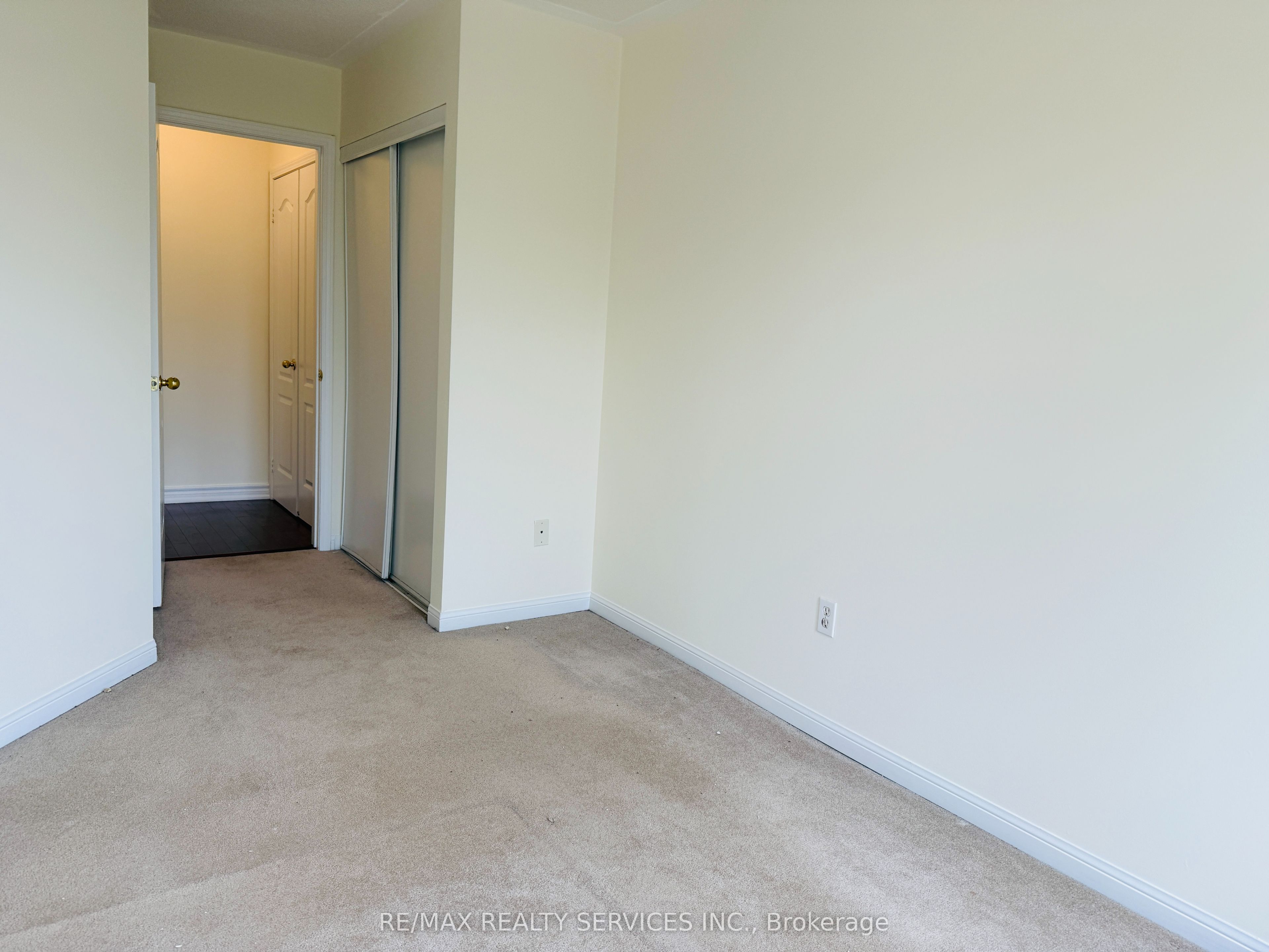 1134 Houston Drive Property Photo 17