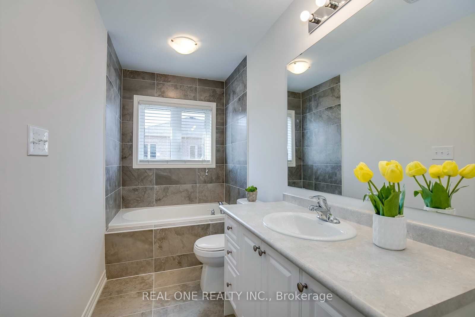 483 George Ryan Avenue Property Photo 24