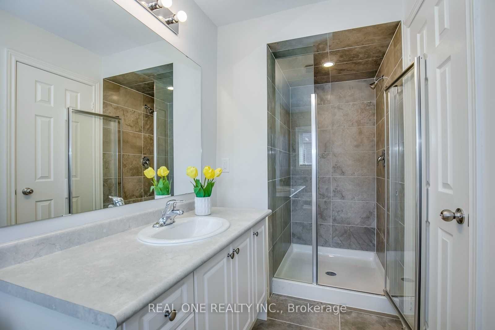 483 George Ryan Avenue Property Photo 25
