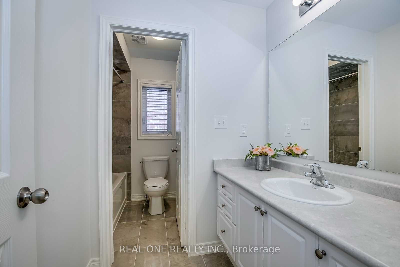 483 George Ryan Avenue Property Photo 26