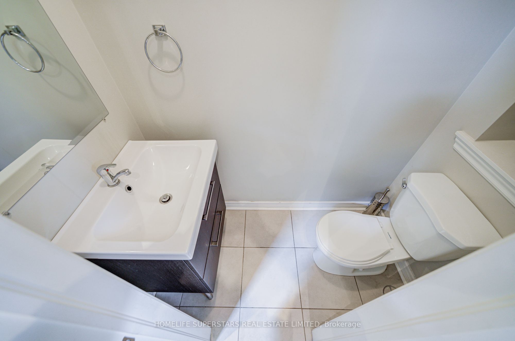 50 Hoskins Square Property Photo 8