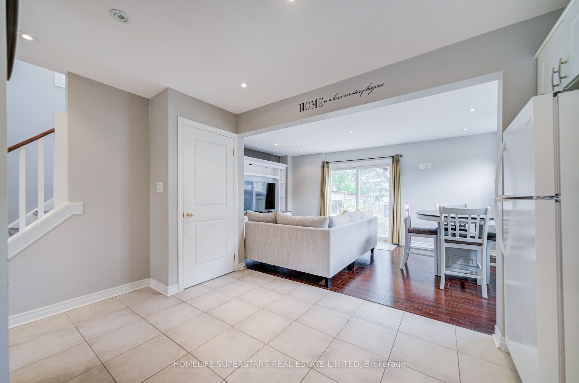 50 Hoskins Square Property Photo 13