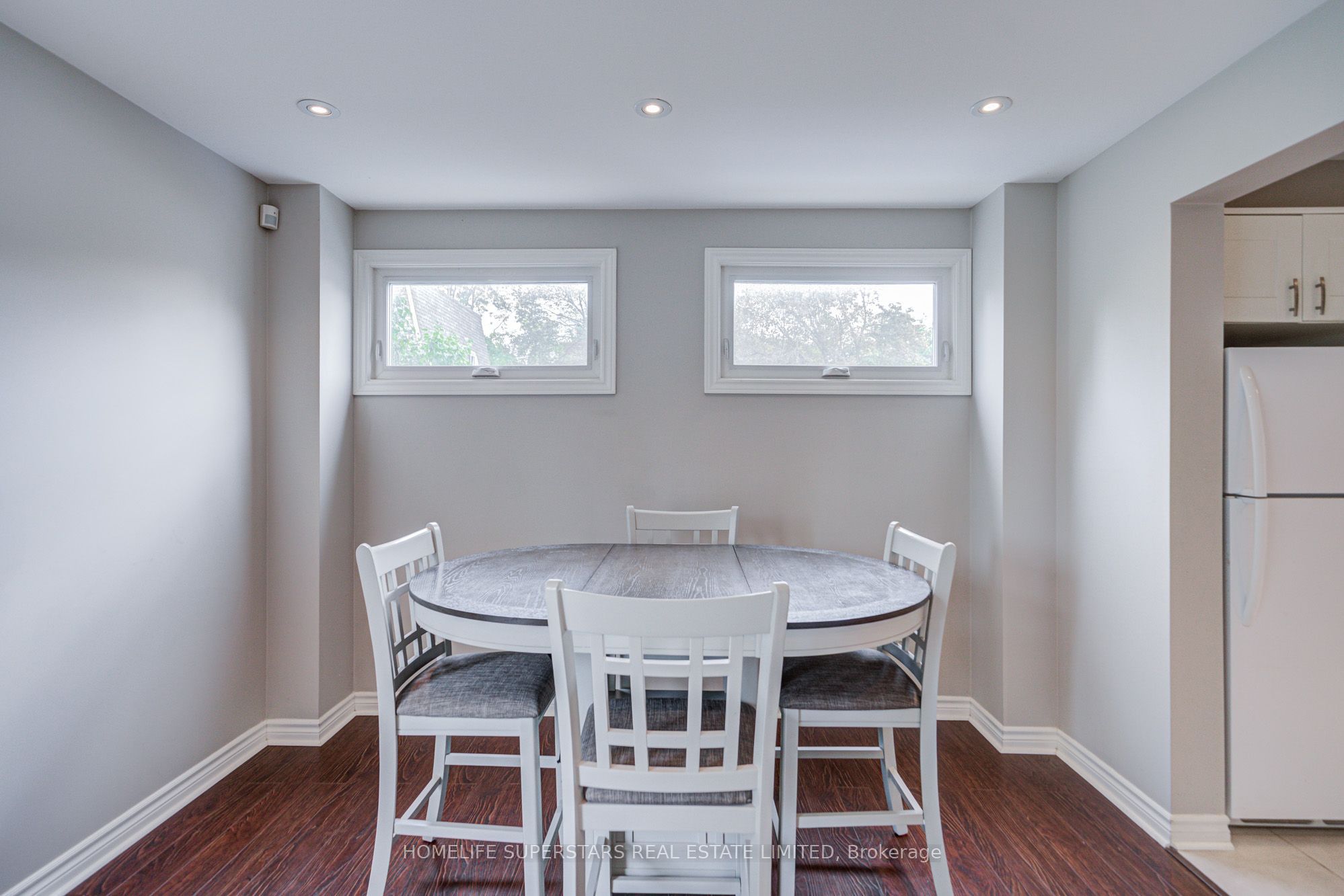 50 Hoskins Square Property Photo 25