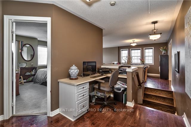 2257 Riverdale Place Property Photo 11