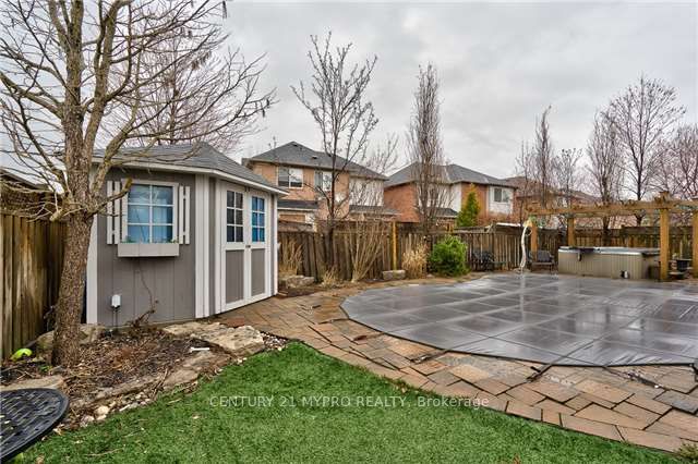 2257 Riverdale Place Property Photo 18