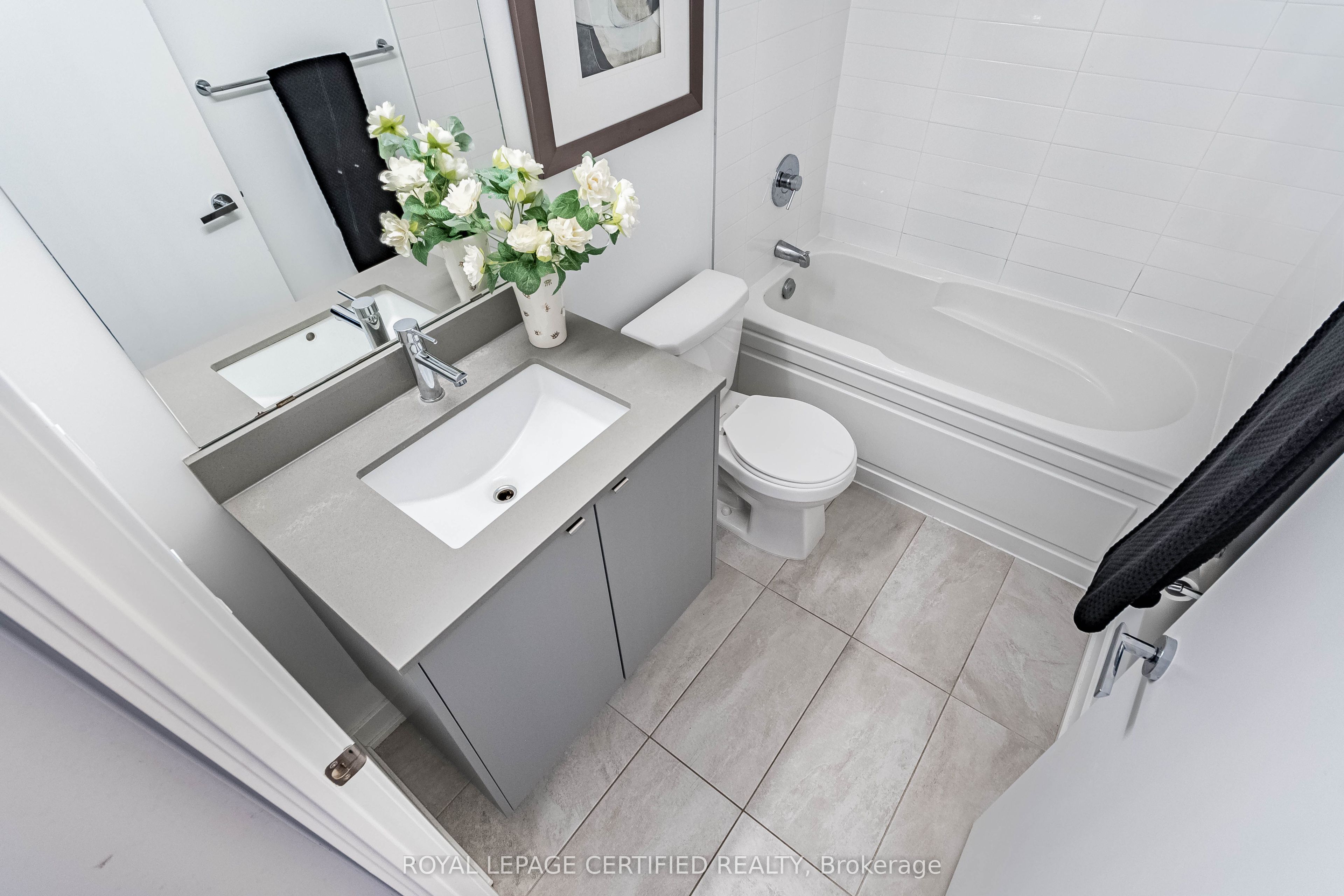 3210 Dakota Common A410 Property Photo 26