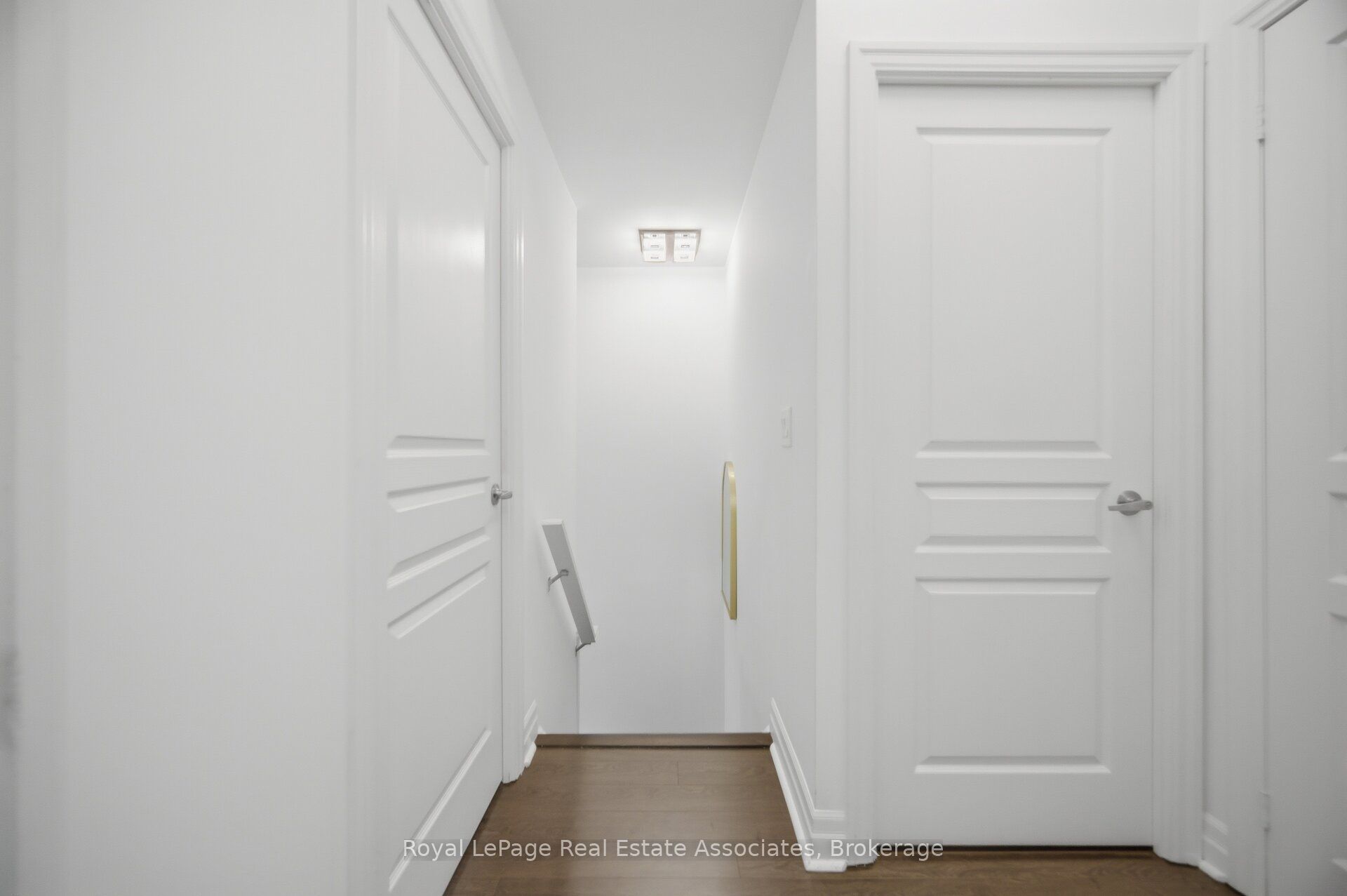 220 Burnhamthorpe Road W 305 Property Photo 22