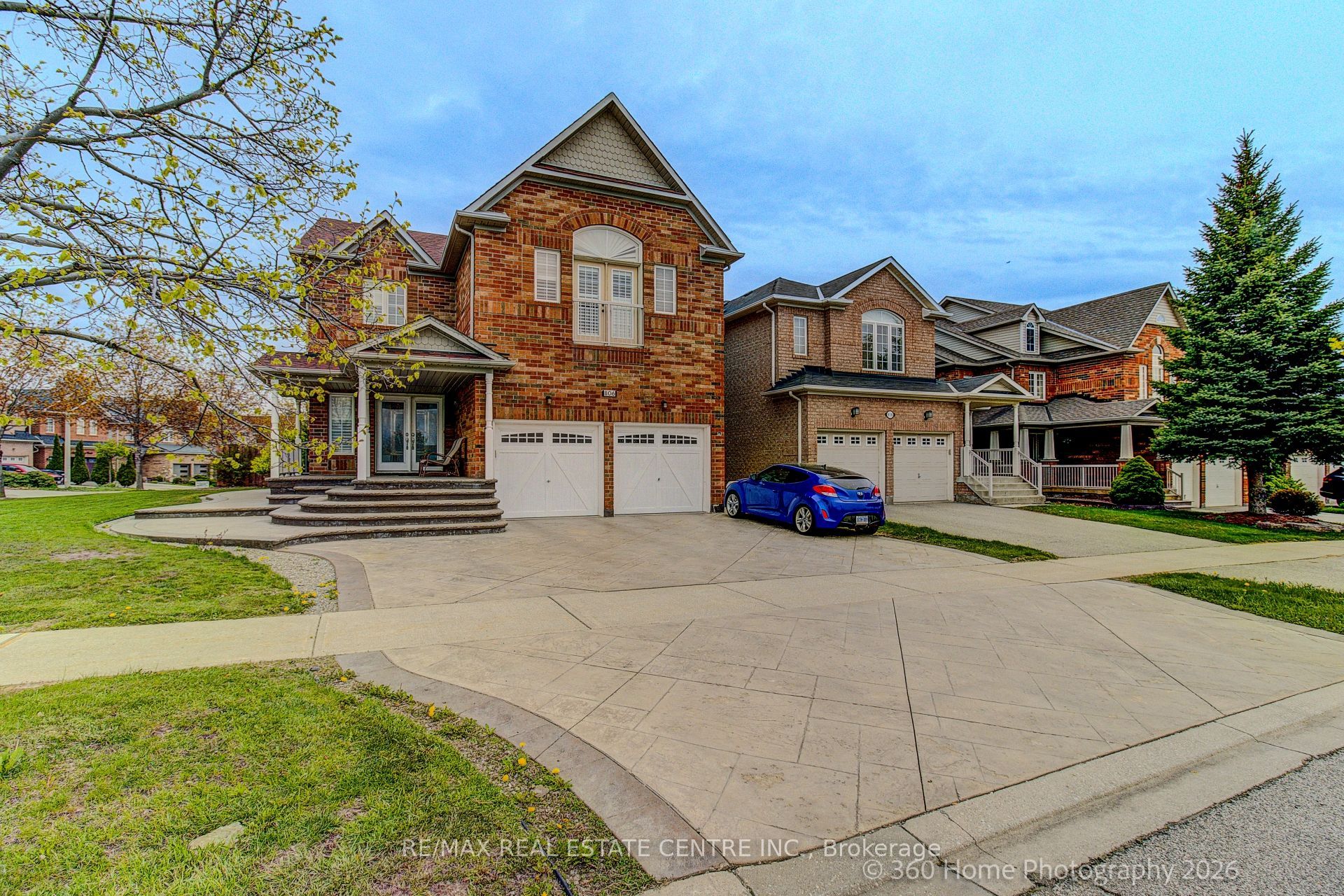 806 White Clover Way Property Photo 2