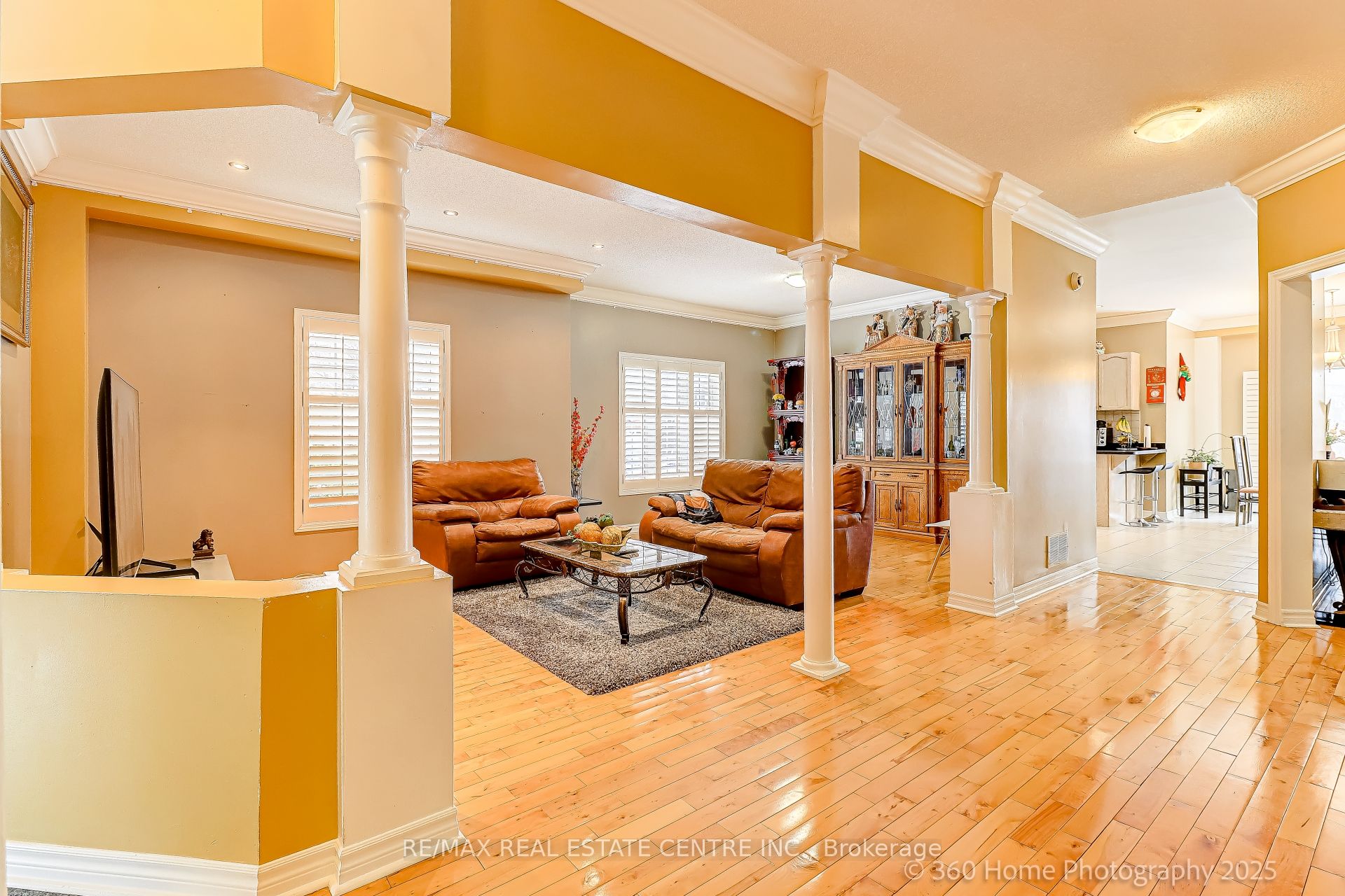 806 White Clover Way Property Photo 6
