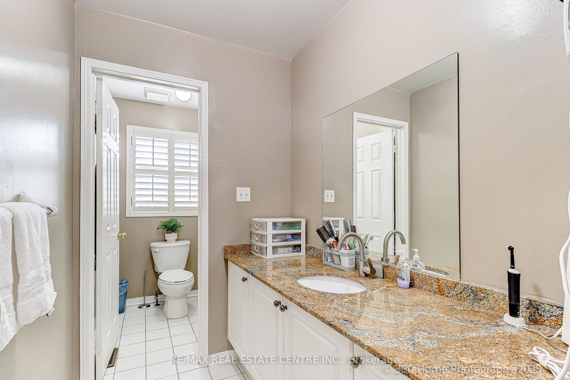 806 White Clover Way Property Photo 20