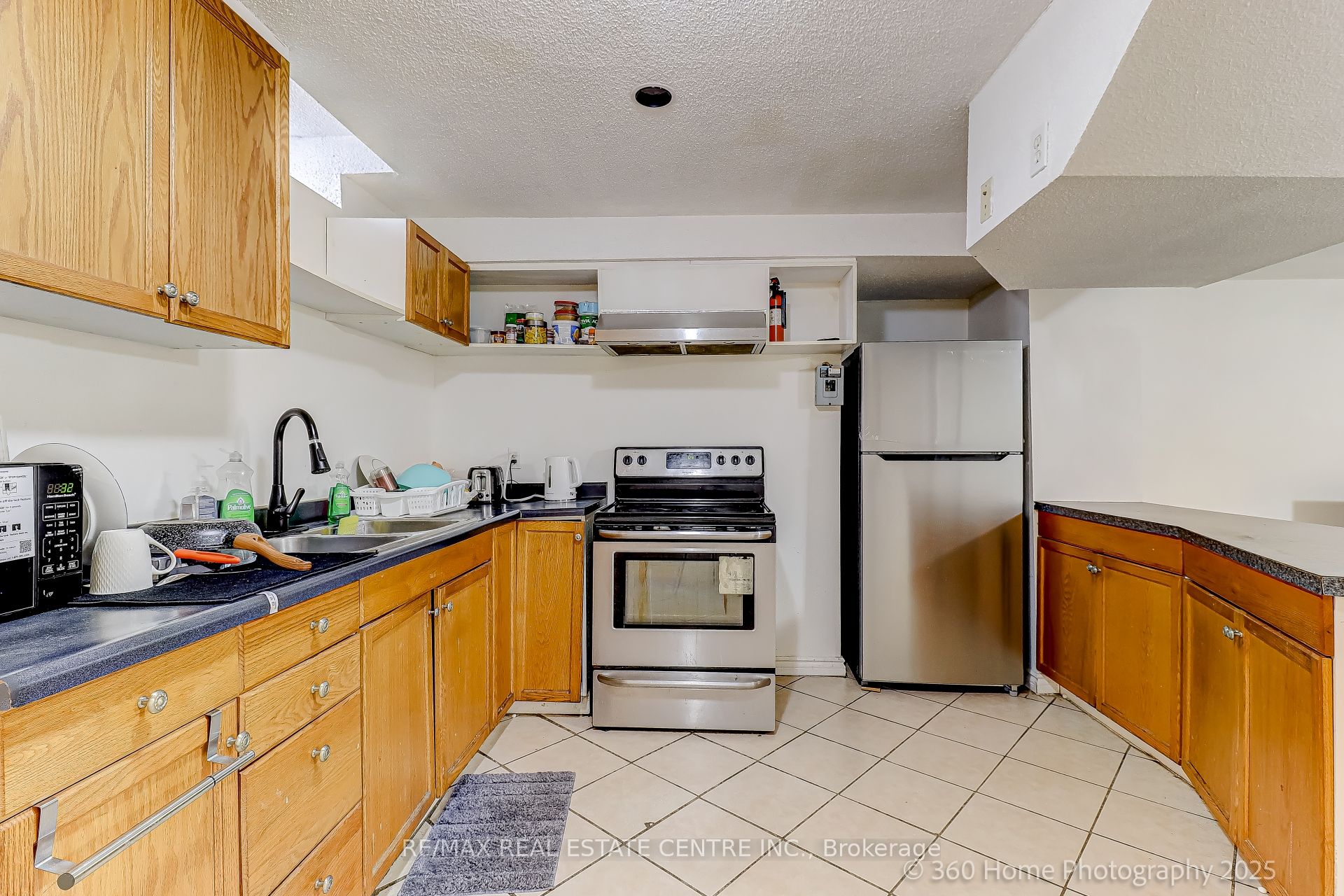 806 White Clover Way Property Photo 27