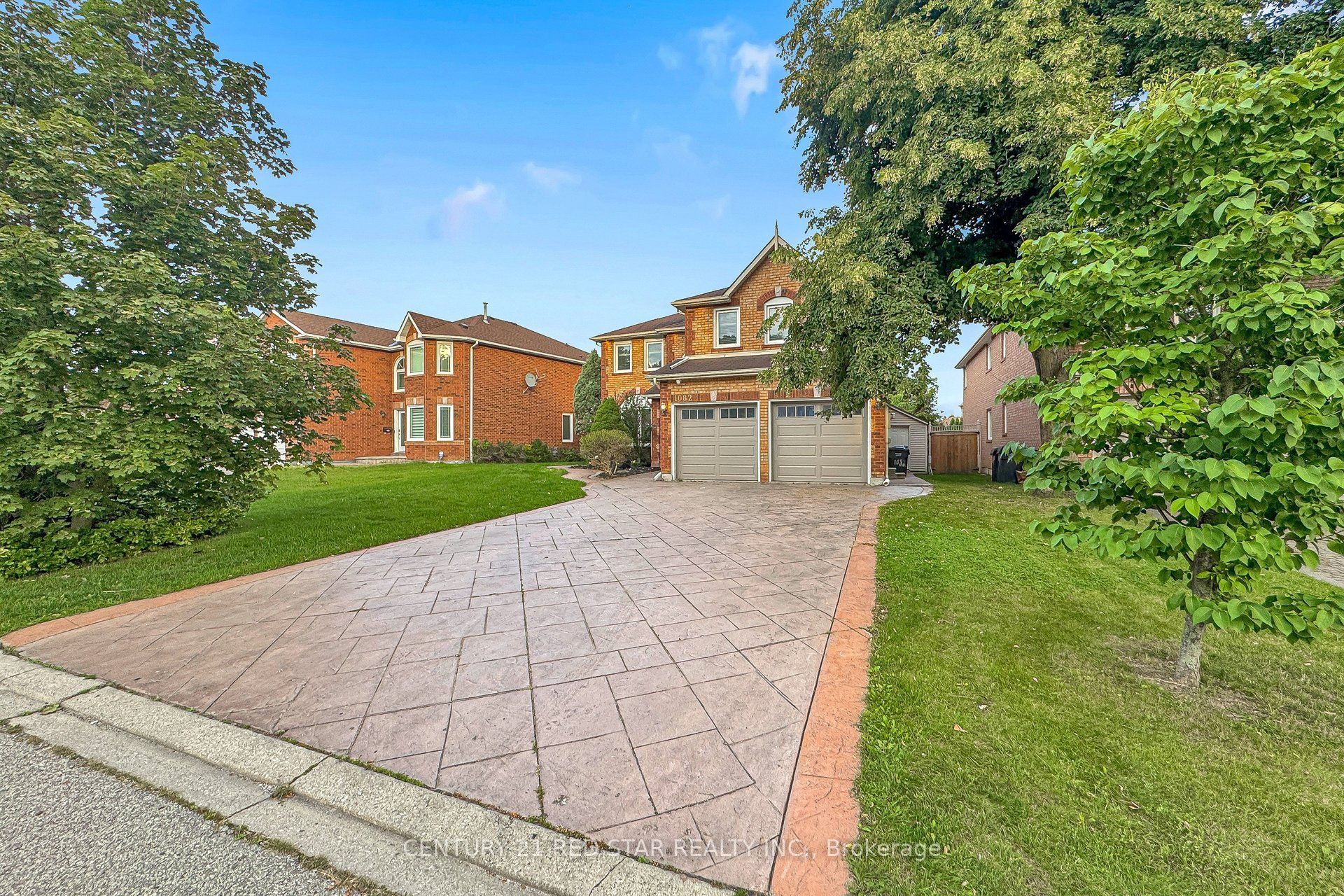 1082 Haydonbridge Court Property Photo 4