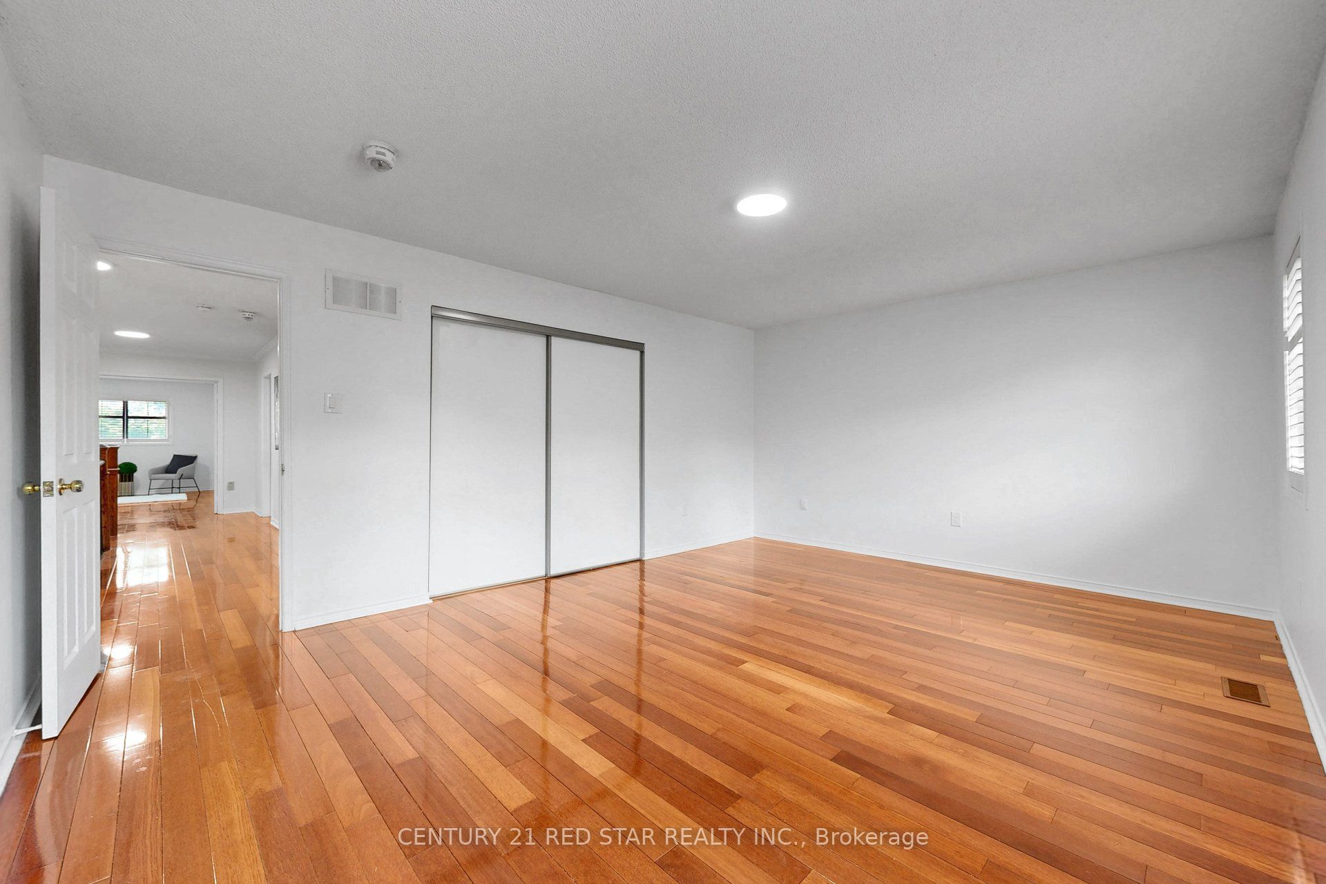 1082 Haydonbridge Court Property Photo 29