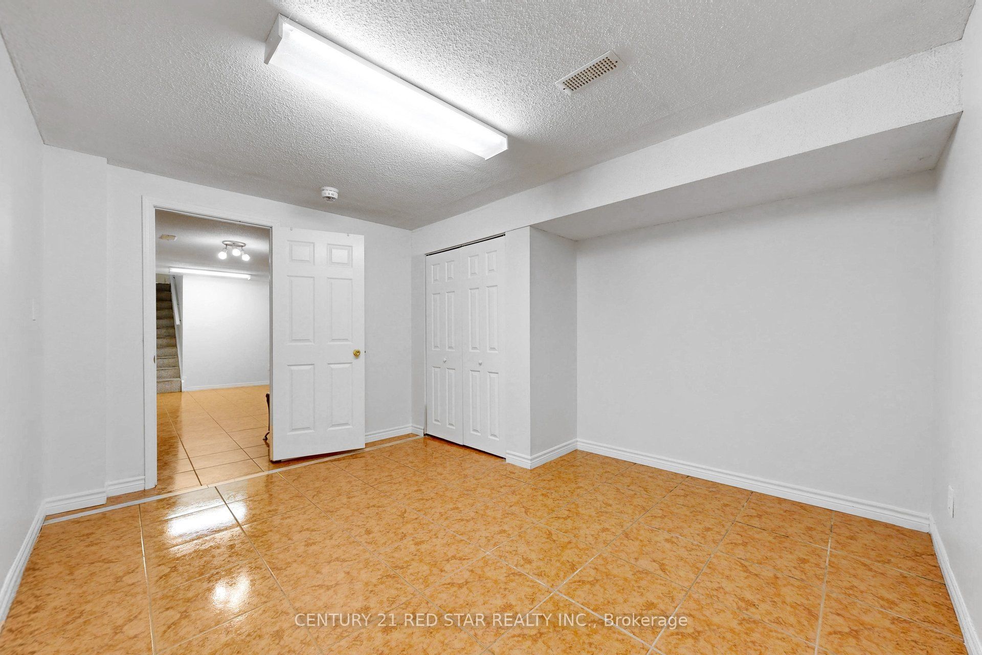 1082 Haydonbridge Court Property Photo 44